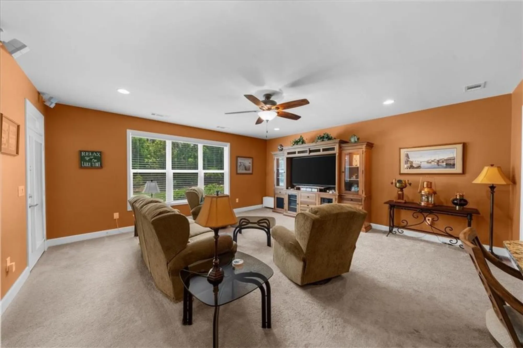 Property Slideshow image 36 of 81 | 3554 black cherry pt, Gainesville, GA, 30504