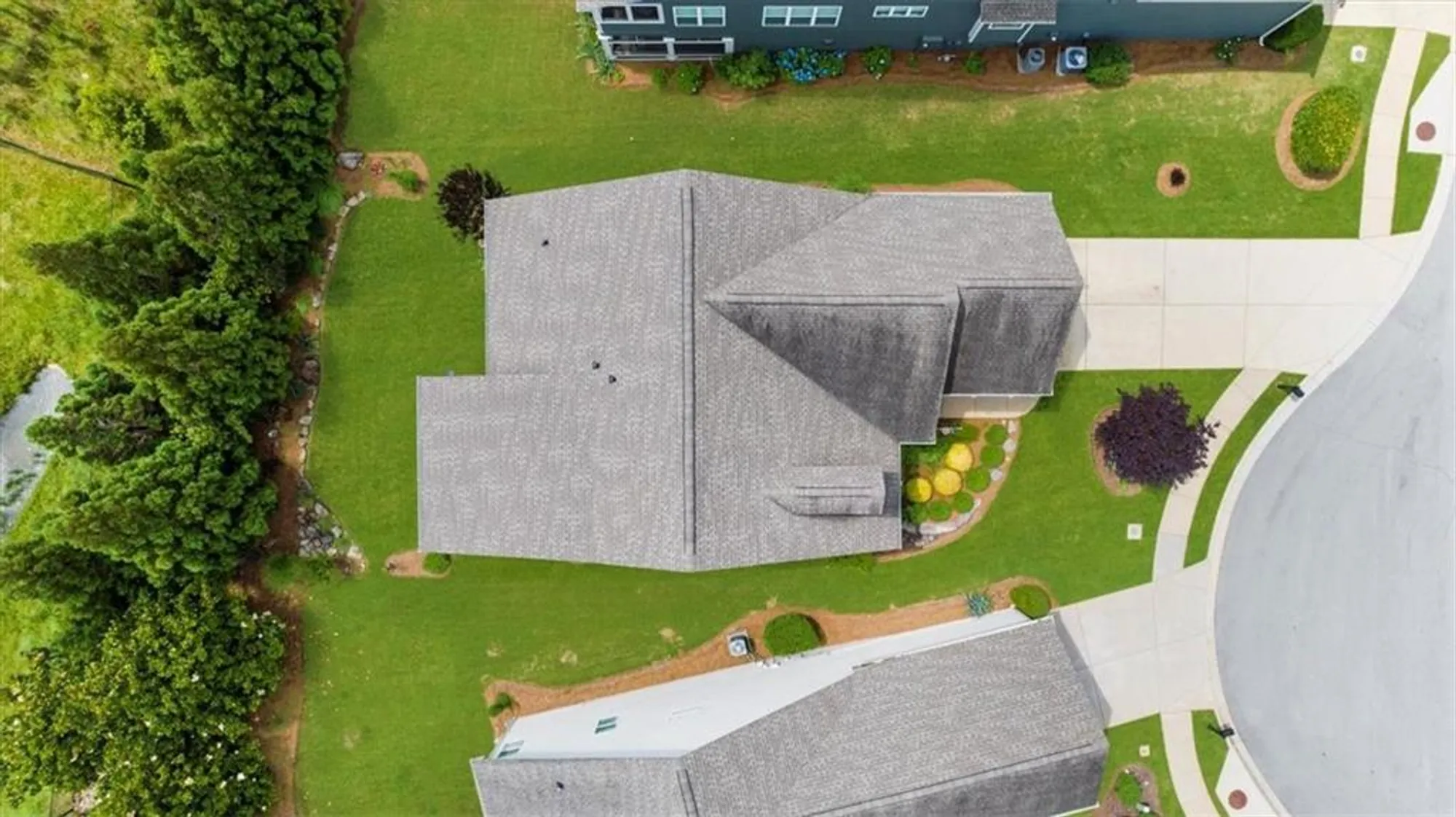 Property Slideshow image 57 of 81 | 3554 black cherry pt, Gainesville, GA, 30504