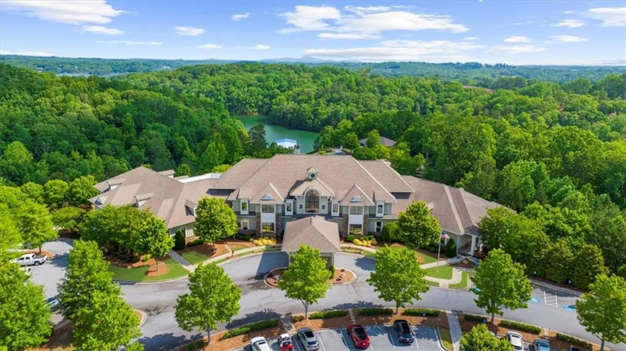 Property Slideshow image 72 of 81 | 3554 black cherry pt, Gainesville, GA, 30504