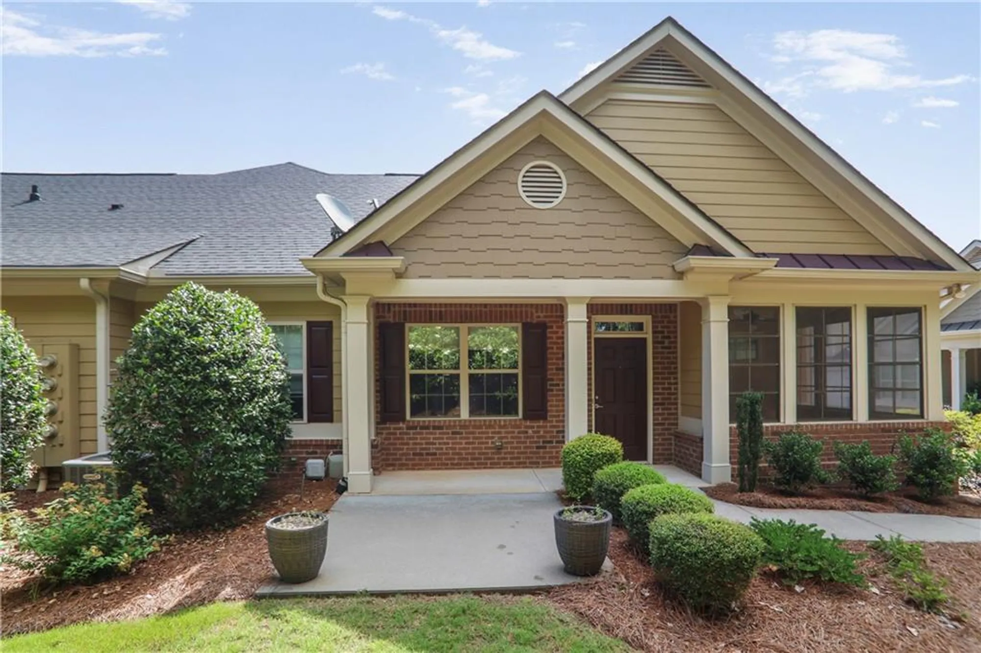 Property Slideshow image 1 of 26 | 1585 oak meadows ln, Cumming, GA, 30041