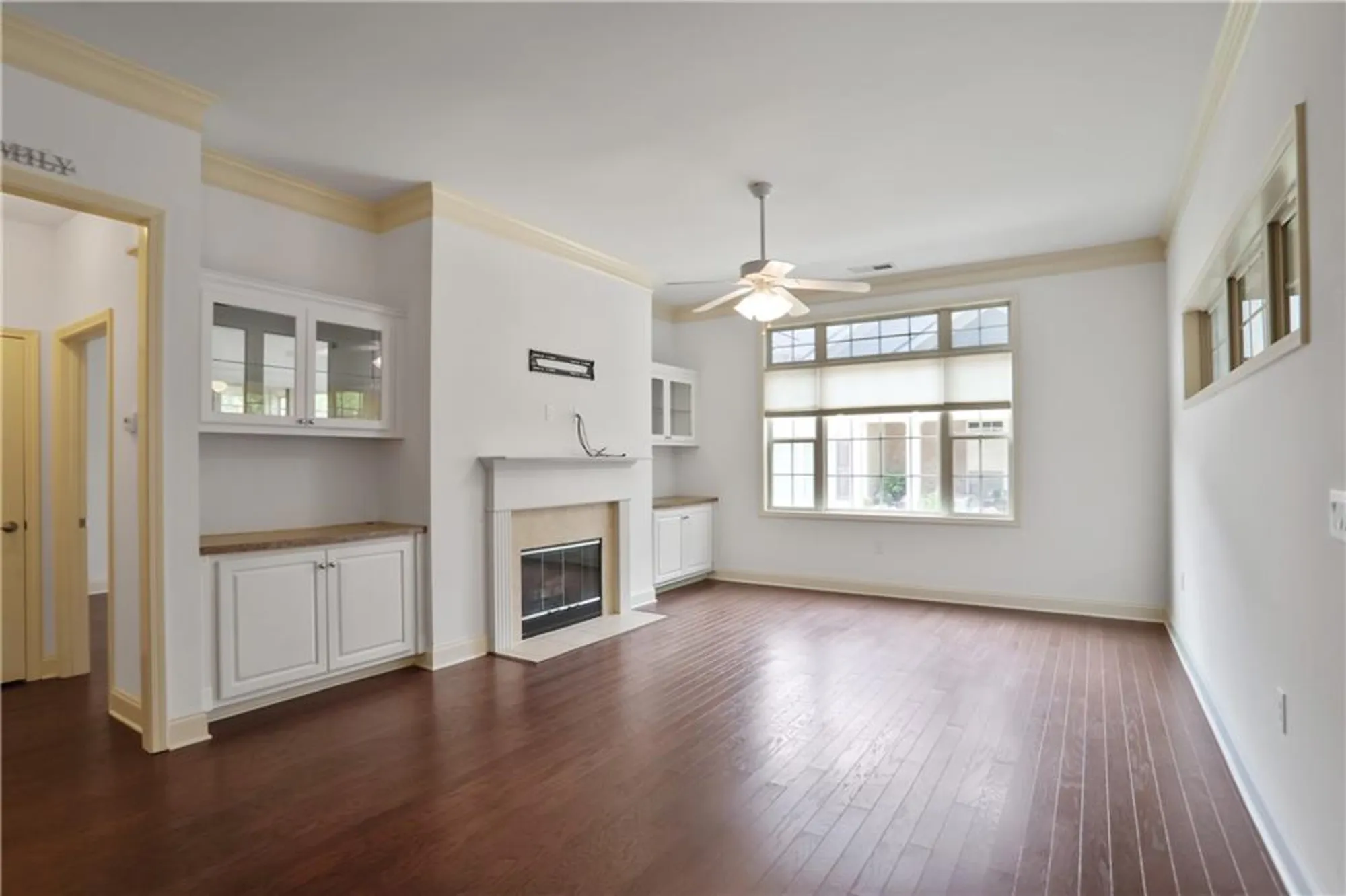 Property Slideshow image 7 of 26 | 1585 oak meadows ln, Cumming, GA, 30041