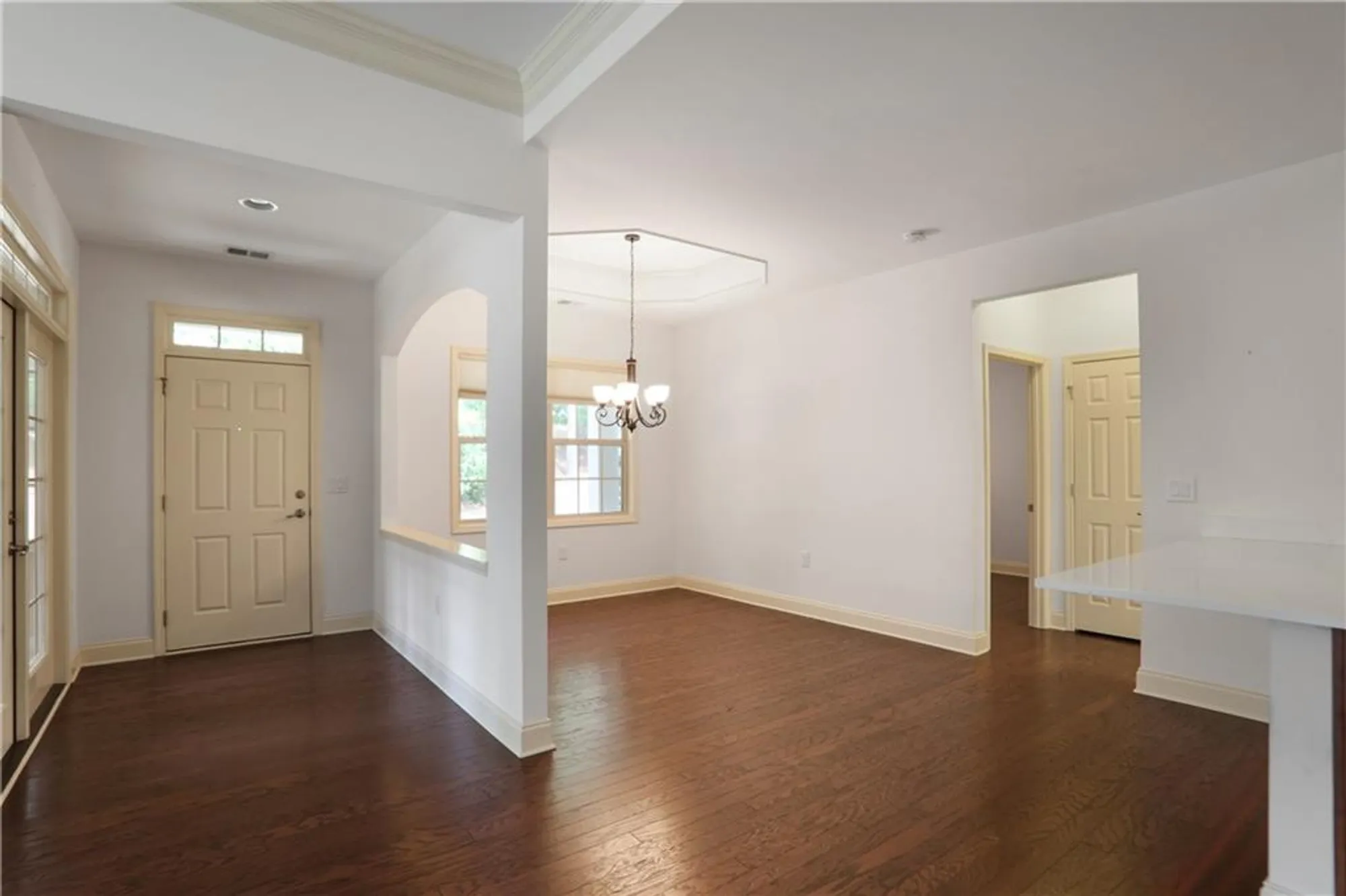 Property Slideshow image 6 of 26 | 1585 oak meadows ln, Cumming, GA, 30041