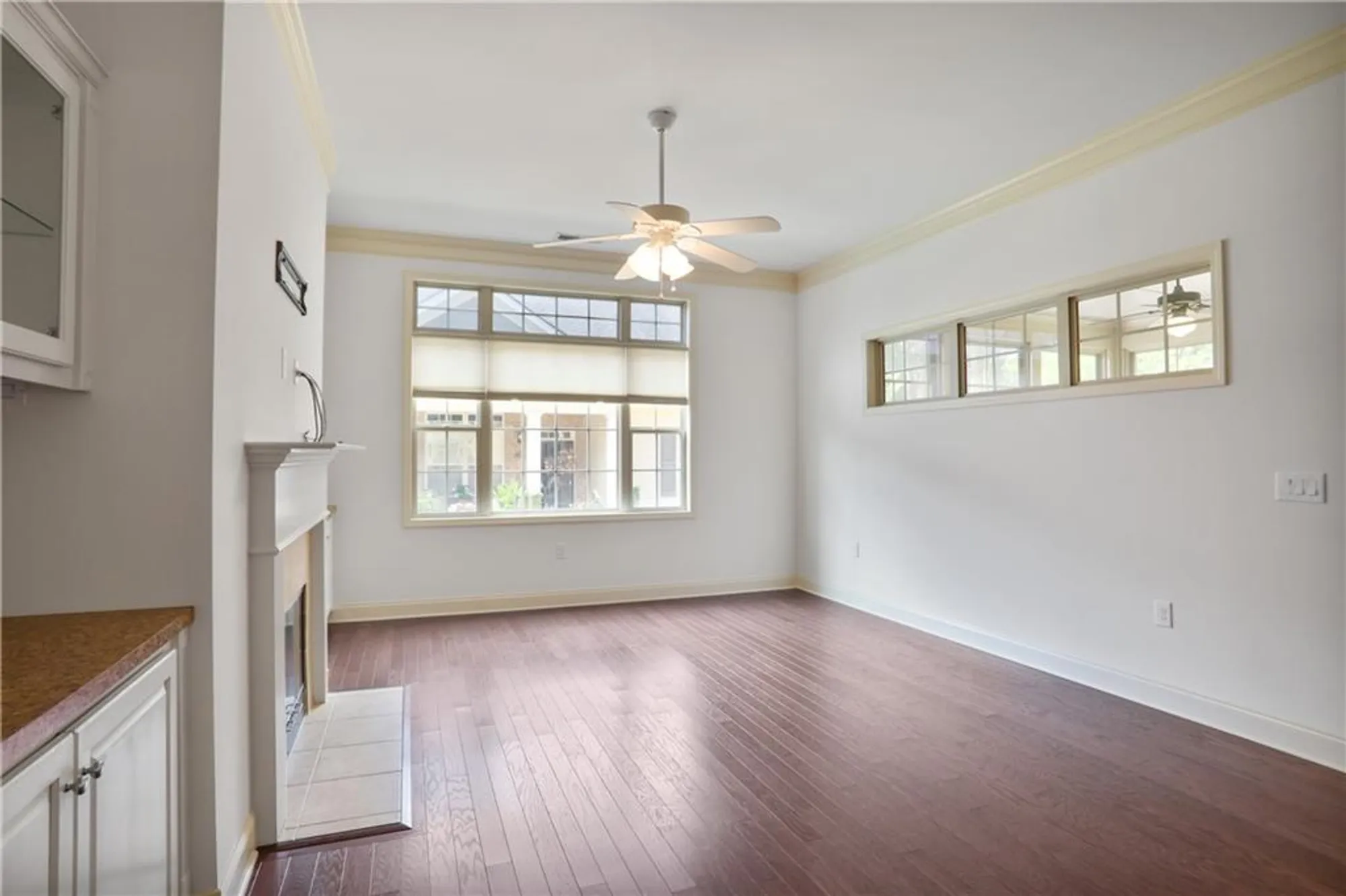 Property Slideshow image 10 of 26 | 1585 oak meadows ln, Cumming, GA, 30041