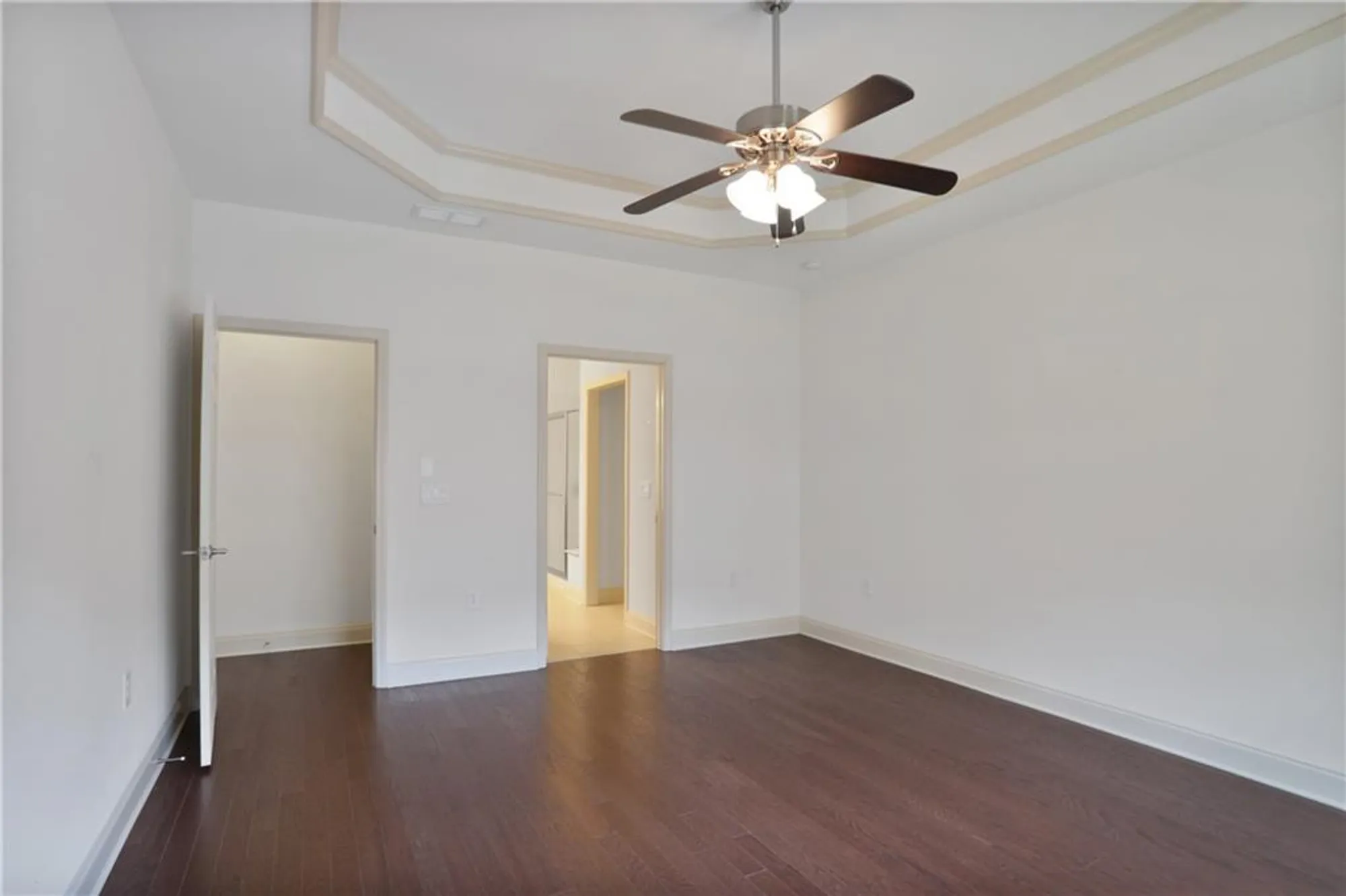 Property Slideshow image 15 of 26 | 1585 oak meadows ln, Cumming, GA, 30041