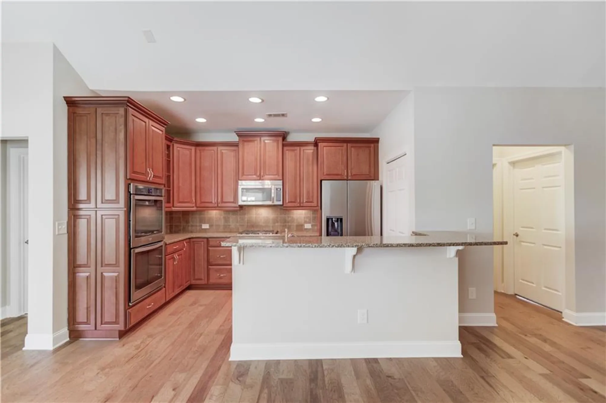 Property Slideshow image 18 of 42 | 4321 lanier ridge walk # 1704, Cumming, GA, 30041