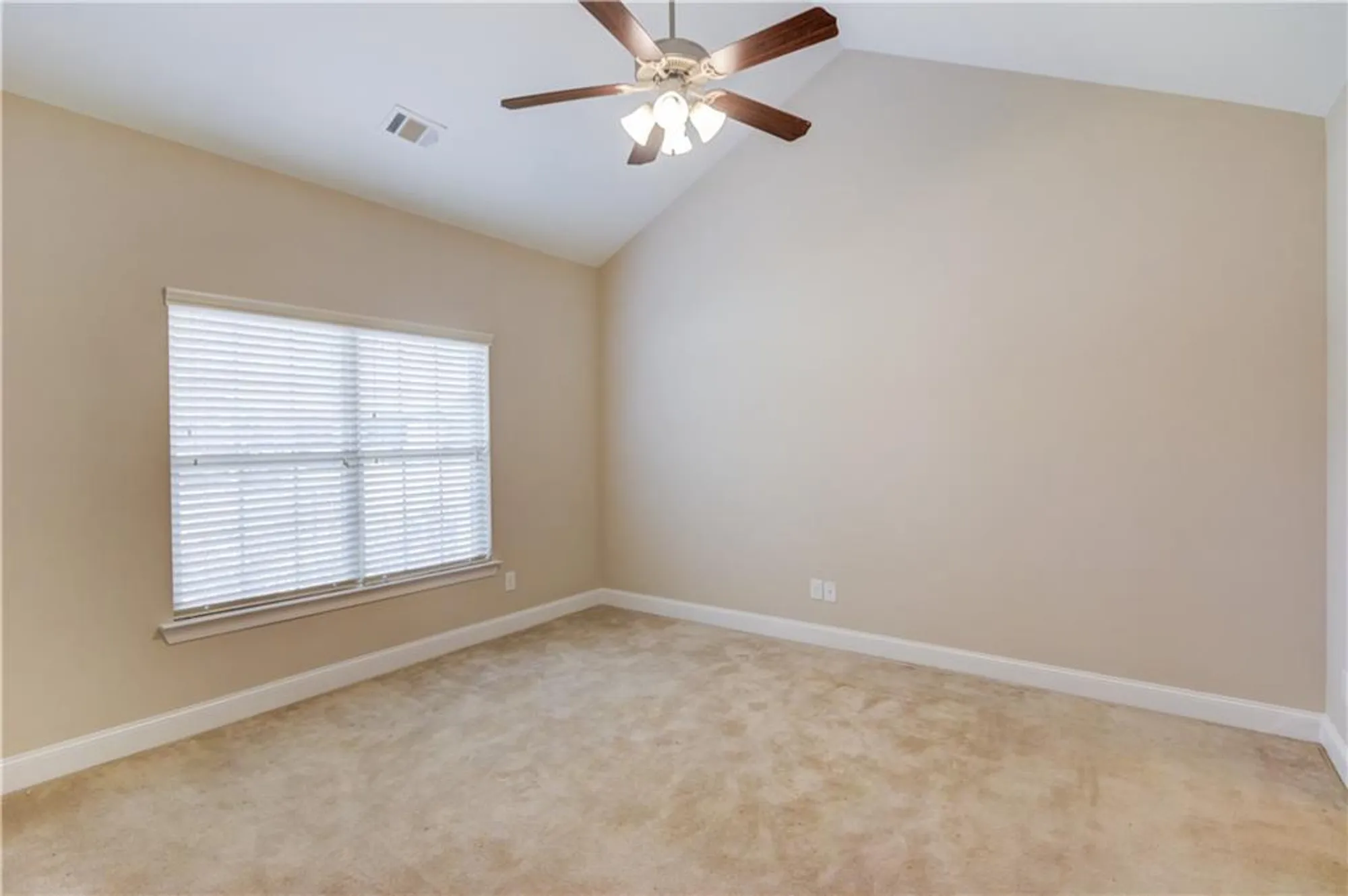 Property Slideshow image 26 of 42 | 4321 lanier ridge walk # 1704, Cumming, GA, 30041