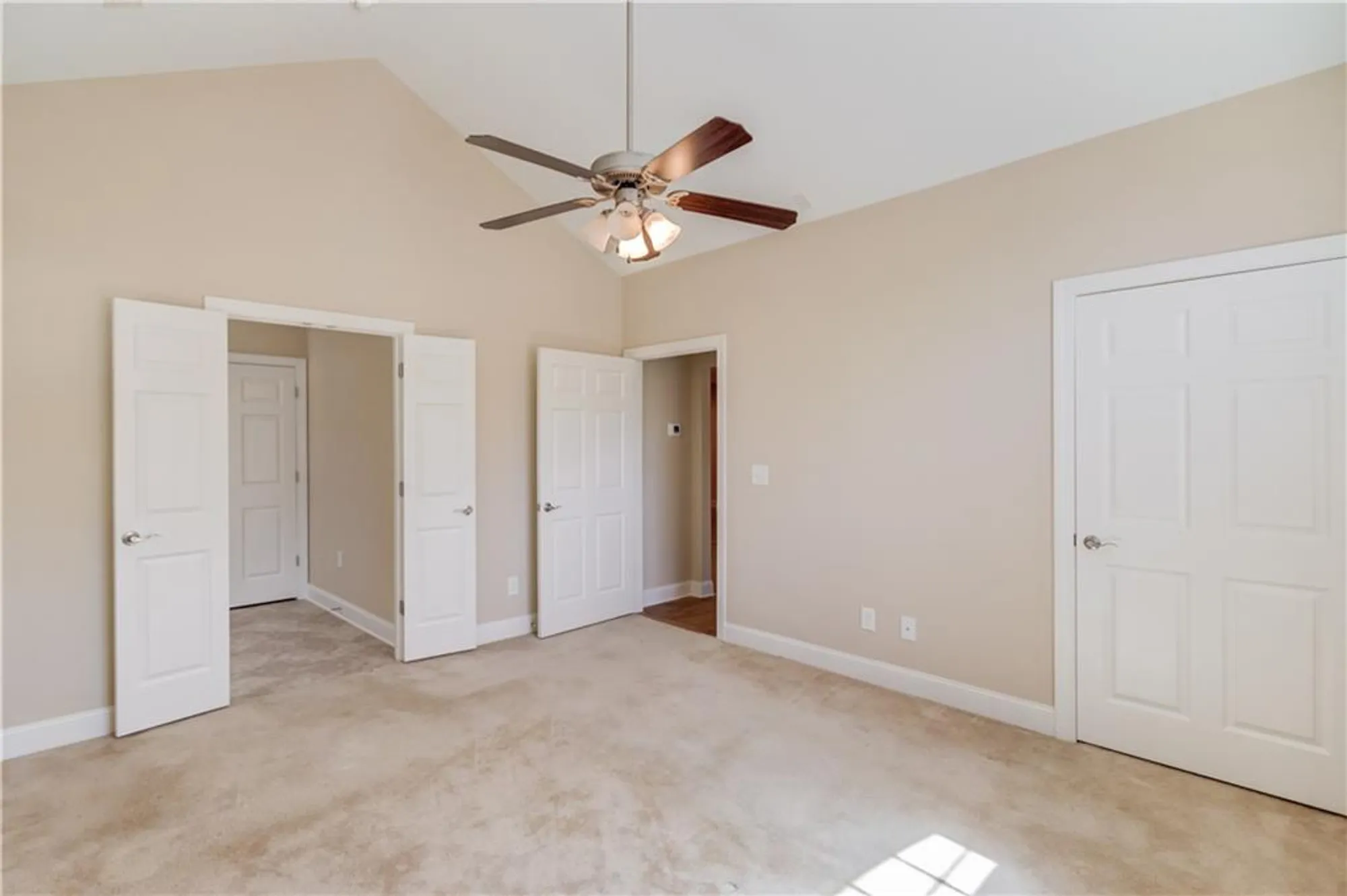 Property Slideshow image 22 of 42 | 4321 lanier ridge walk # 1704, Cumming, GA, 30041