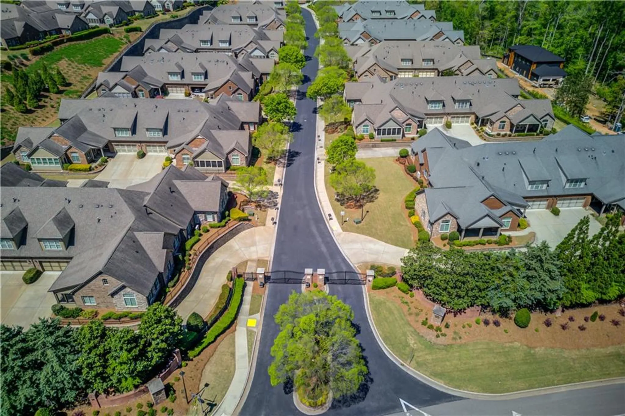 Property Slideshow image 39 of 42 | 4321 lanier ridge walk # 1704, Cumming, GA, 30041