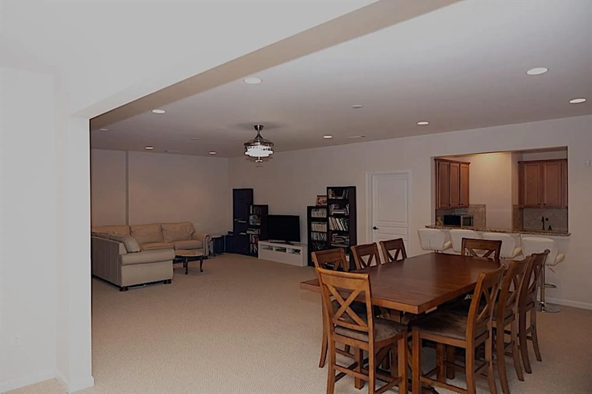 Property Slideshow image 16 of 52 | 6614 covered bridge way, Hoschton, GA, 30548