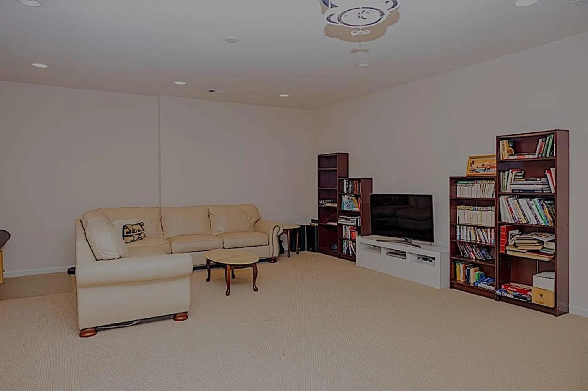 Property Slideshow image 17 of 52 | 6614 covered bridge way, Hoschton, GA, 30548