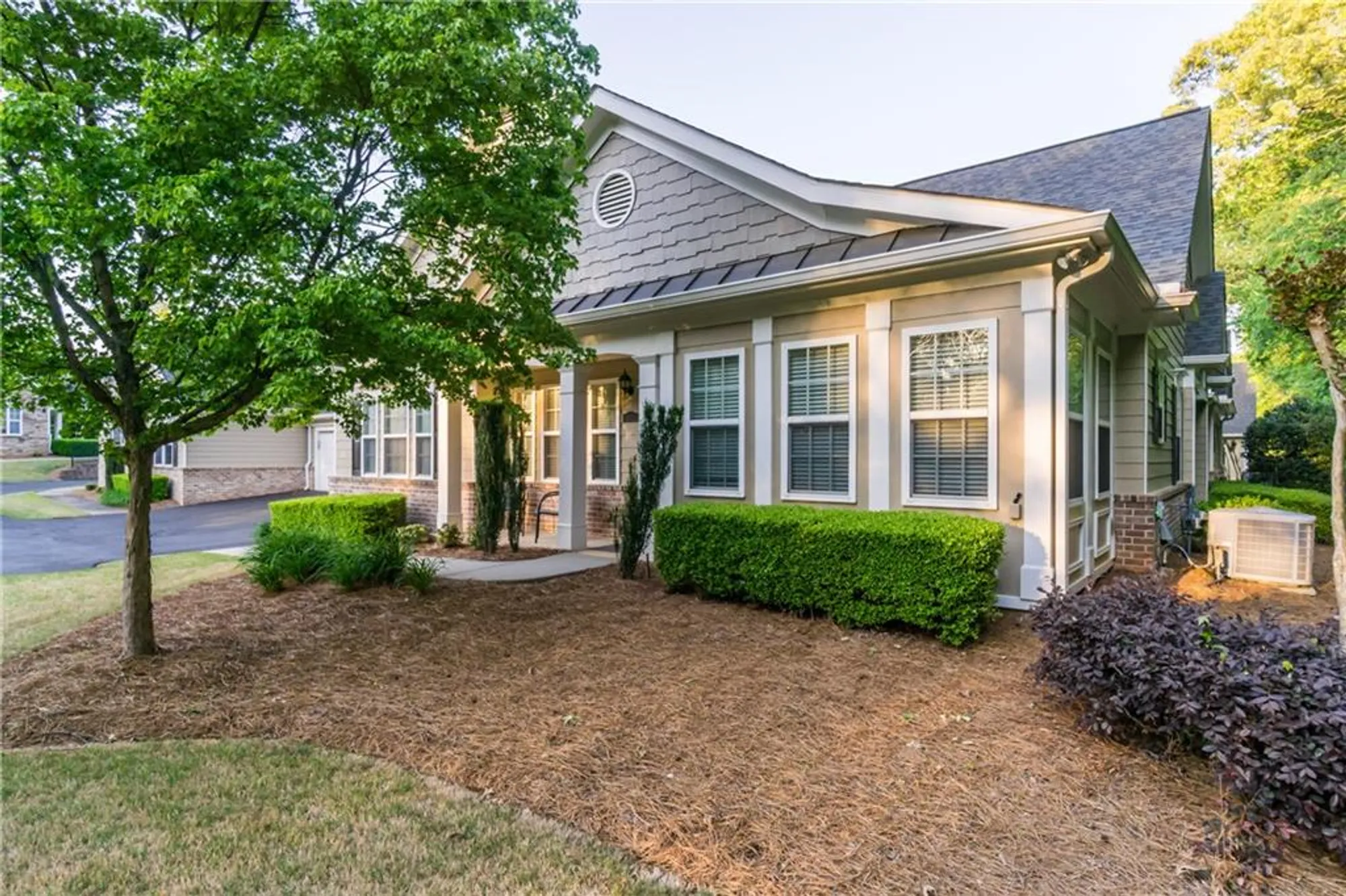 Property Slideshow image 4 of 34 | 2623 grapevine cir 602, Cumming, GA, 30041