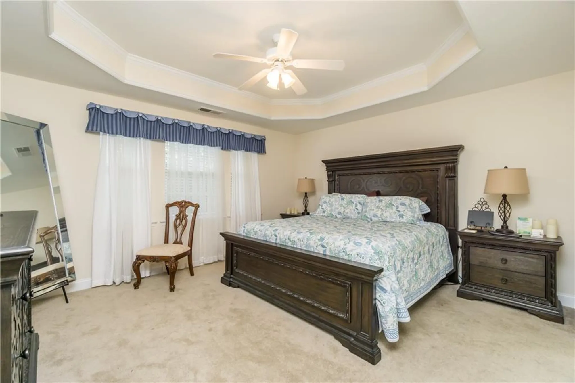Property Slideshow image 12 of 34 | 2623 grapevine cir 602, Cumming, GA, 30041