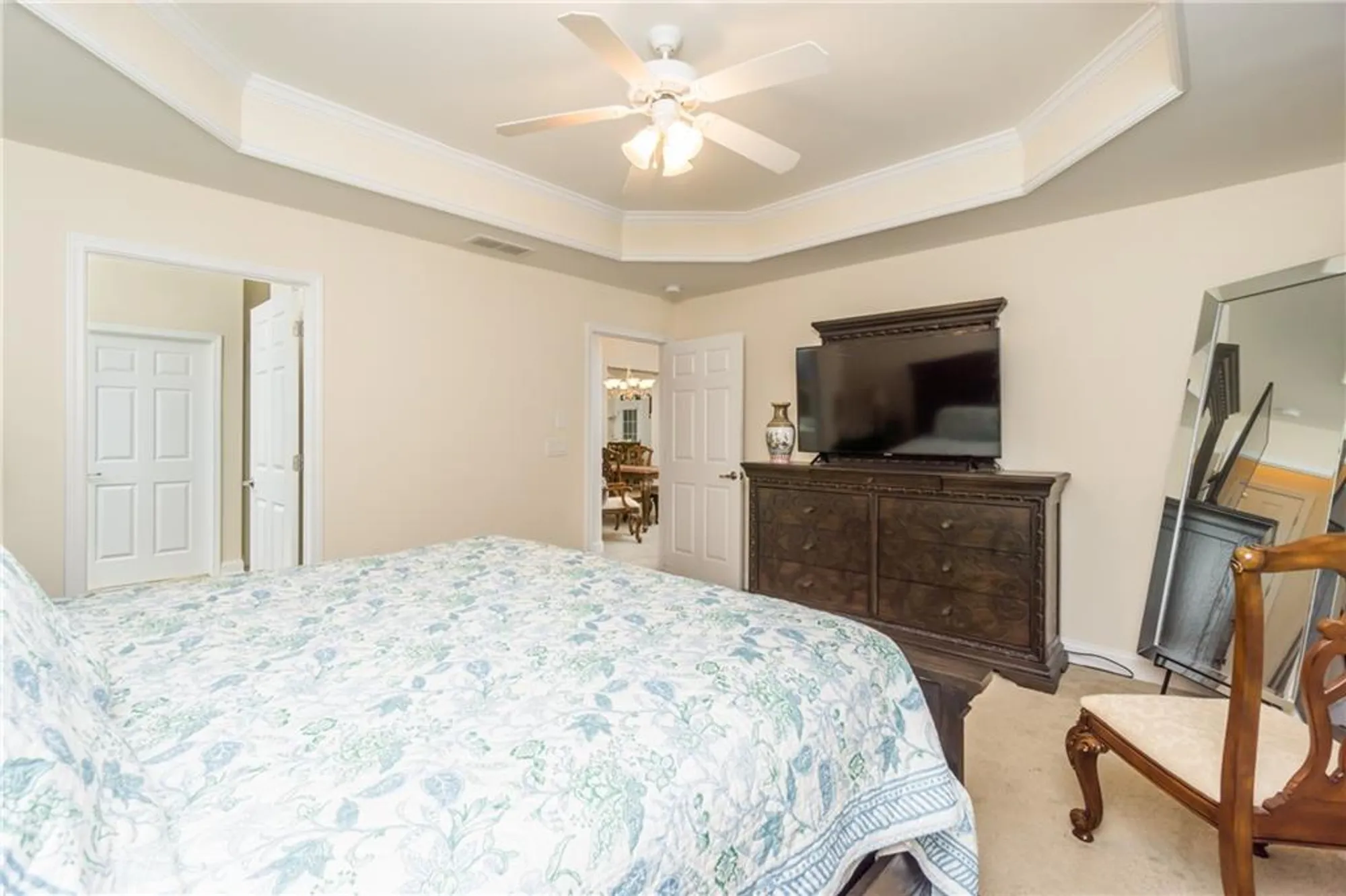 Property Slideshow image 14 of 34 | 2623 grapevine cir 602, Cumming, GA, 30041