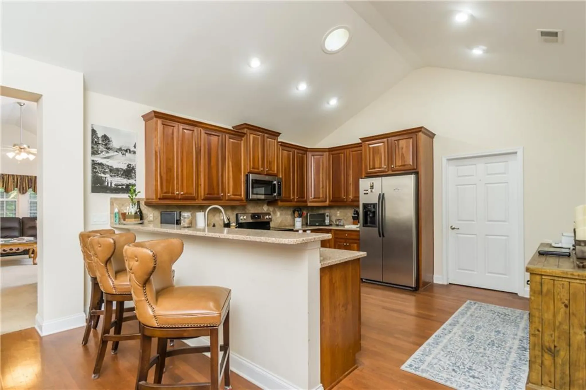 Property Slideshow image 23 of 34 | 2623 grapevine cir 602, Cumming, GA, 30041