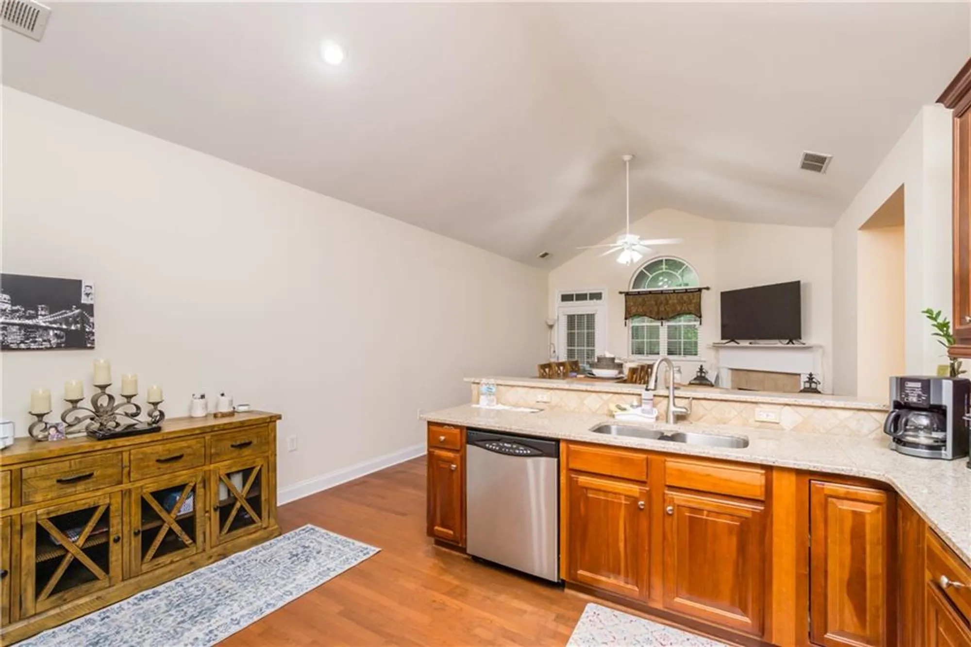 Property Slideshow image 25 of 34 | 2623 grapevine cir 602, Cumming, GA, 30041