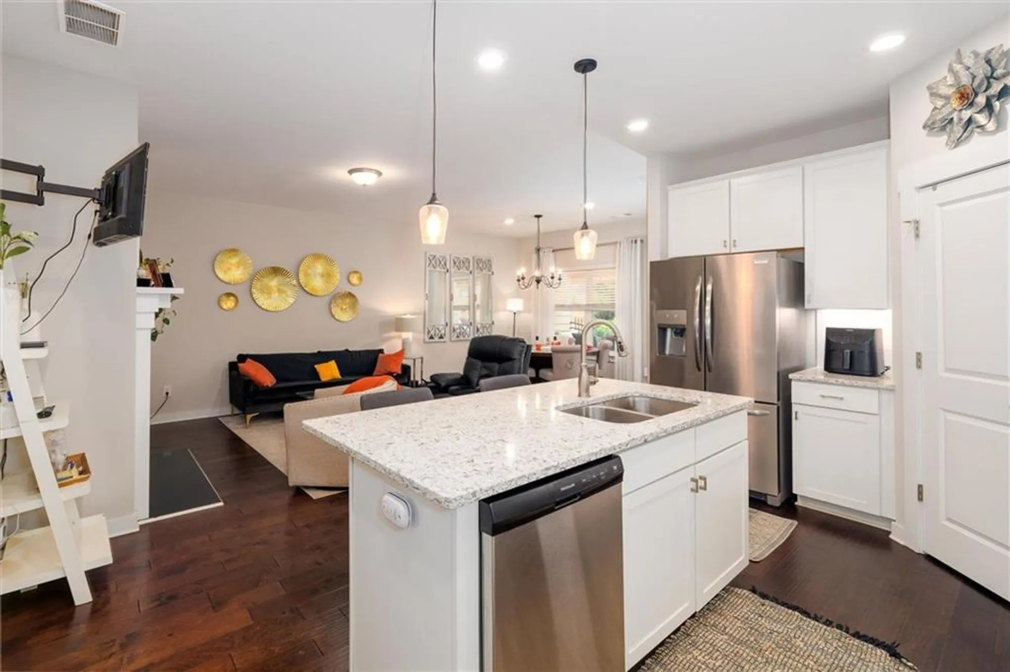 Property Slideshow image 11 of 35 | 2141 slick stone dr, Snellville, GA, 30078