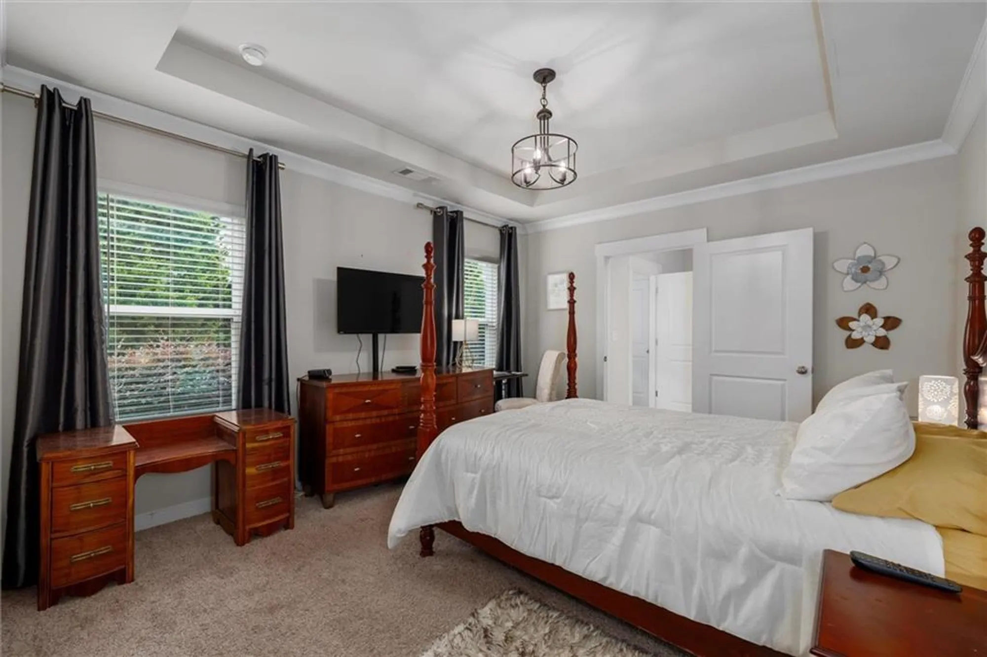 Property Slideshow image 19 of 35 | 2141 slick stone dr, Snellville, GA, 30078