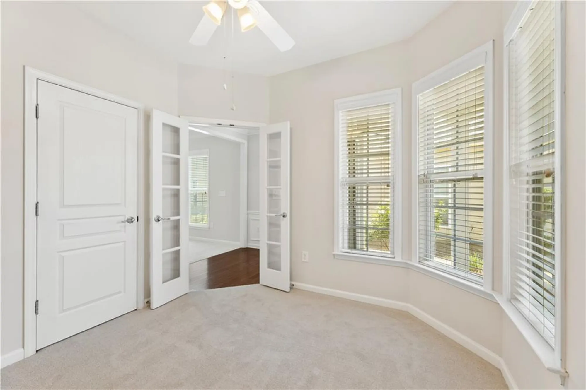 Property Slideshow image 7 of 47 | 6241 greenstone cir, Hoschton, GA, 30548