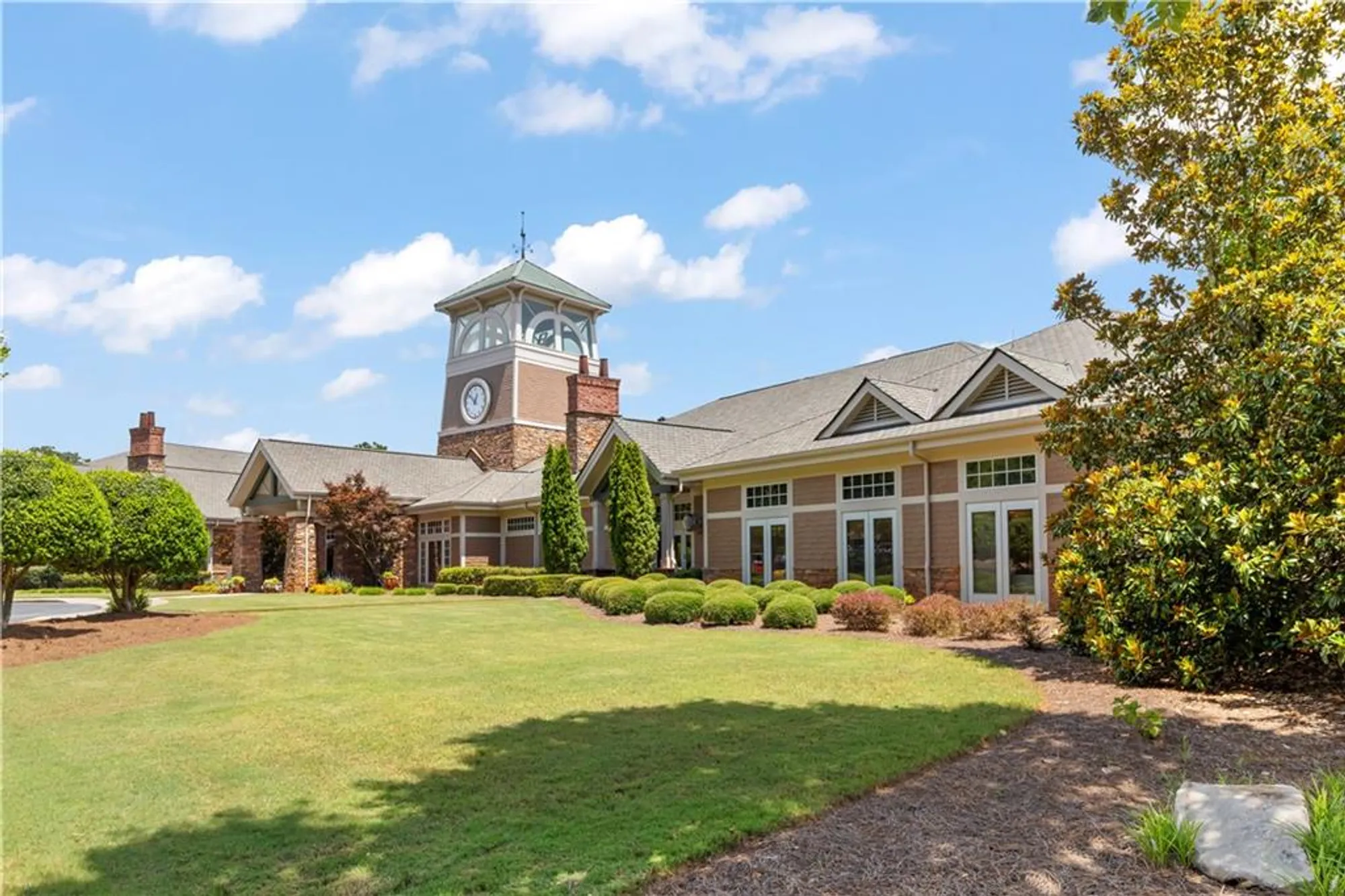 Property Slideshow image 29 of 47 | 6241 greenstone cir, Hoschton, GA, 30548