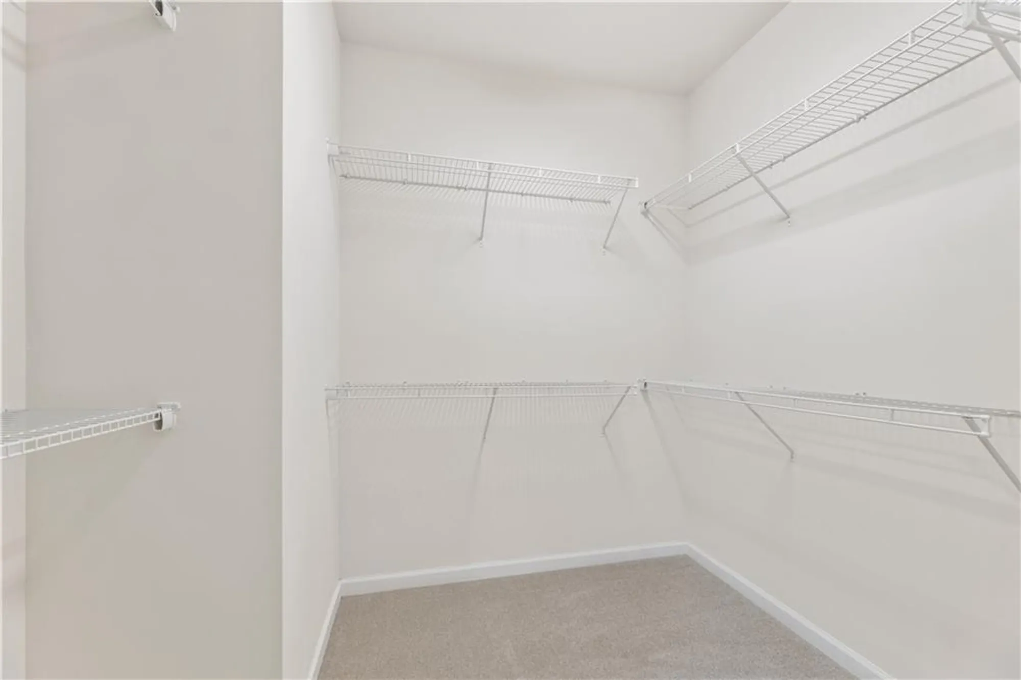 Property Slideshow image 26 of 47 | 6241 greenstone cir, Hoschton, GA, 30548