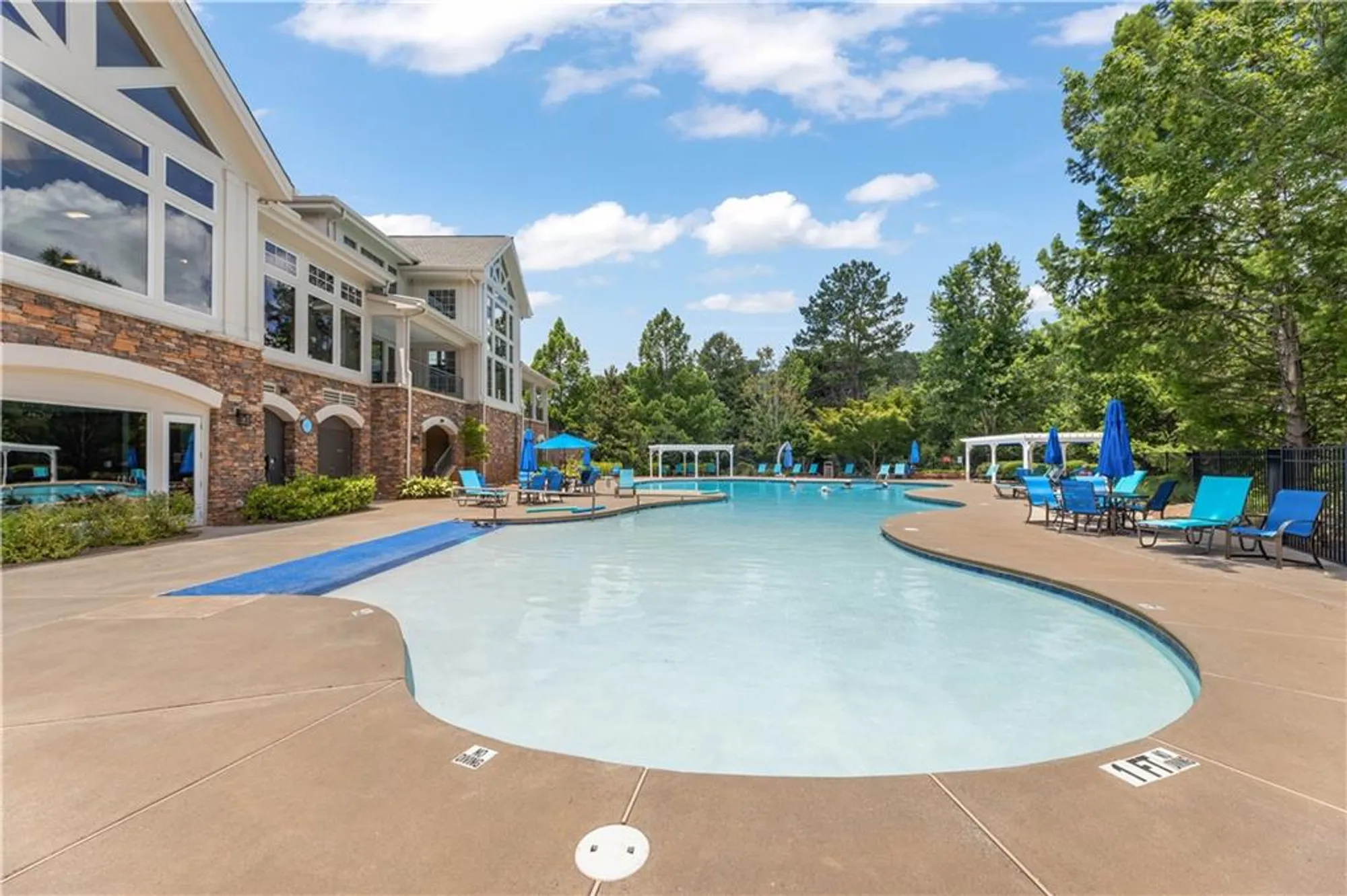 Property Slideshow image 34 of 47 | 6241 greenstone cir, Hoschton, GA, 30548