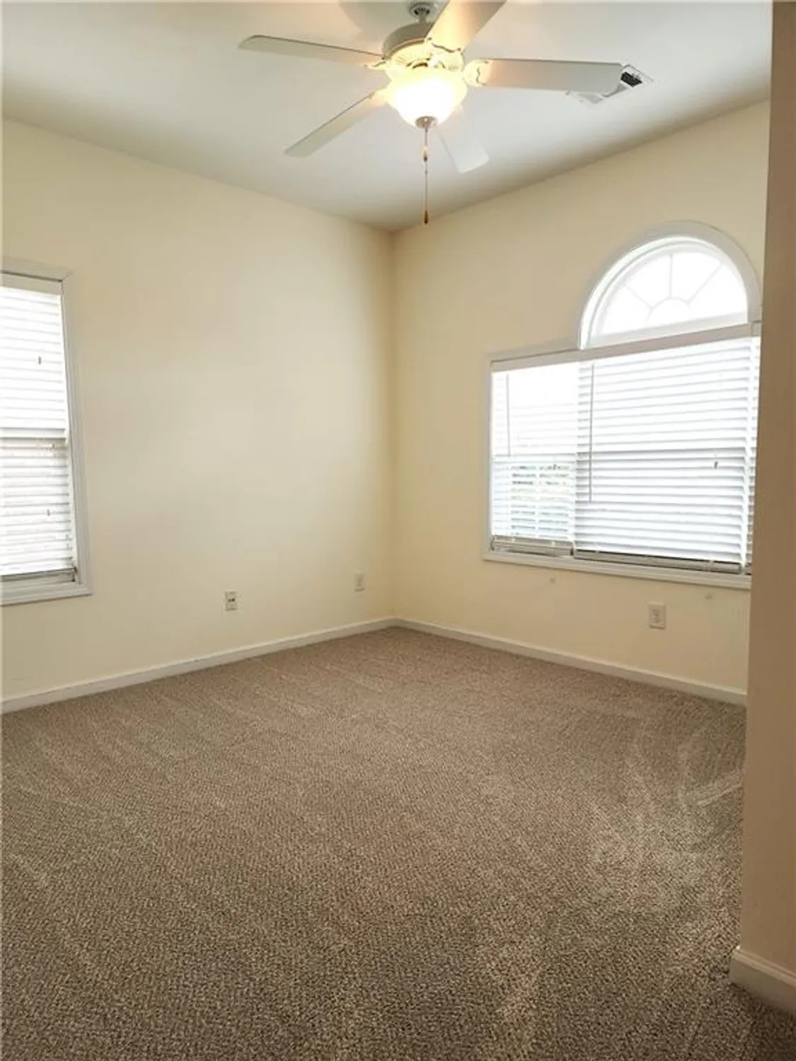 Property Slideshow image 13 of 15 | 1705 rolling view dr, Cumming, GA, 30040