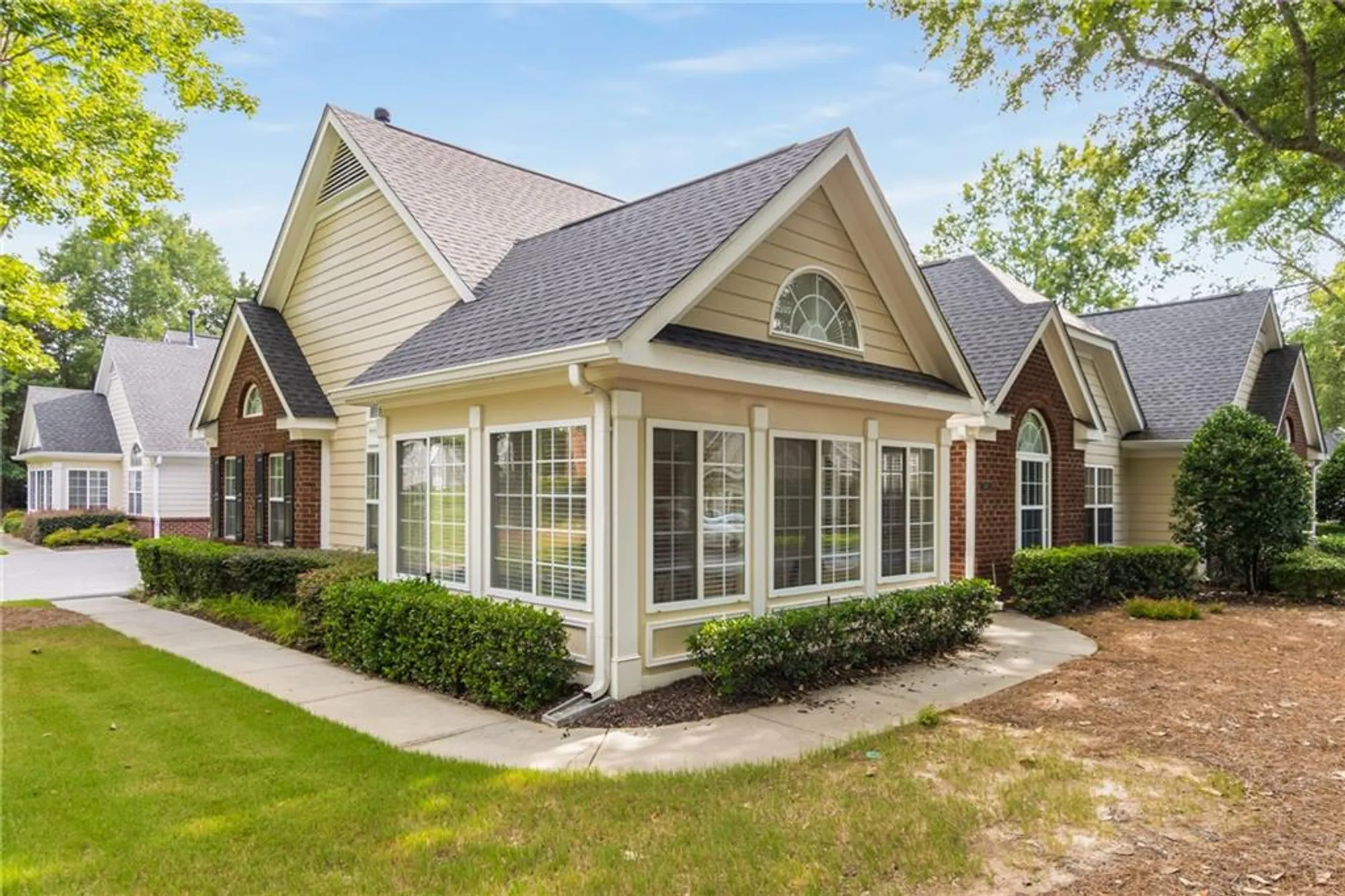 Property Slideshow image 2 of 36 | 3077 oakside cir, Alpharetta, GA, 30004