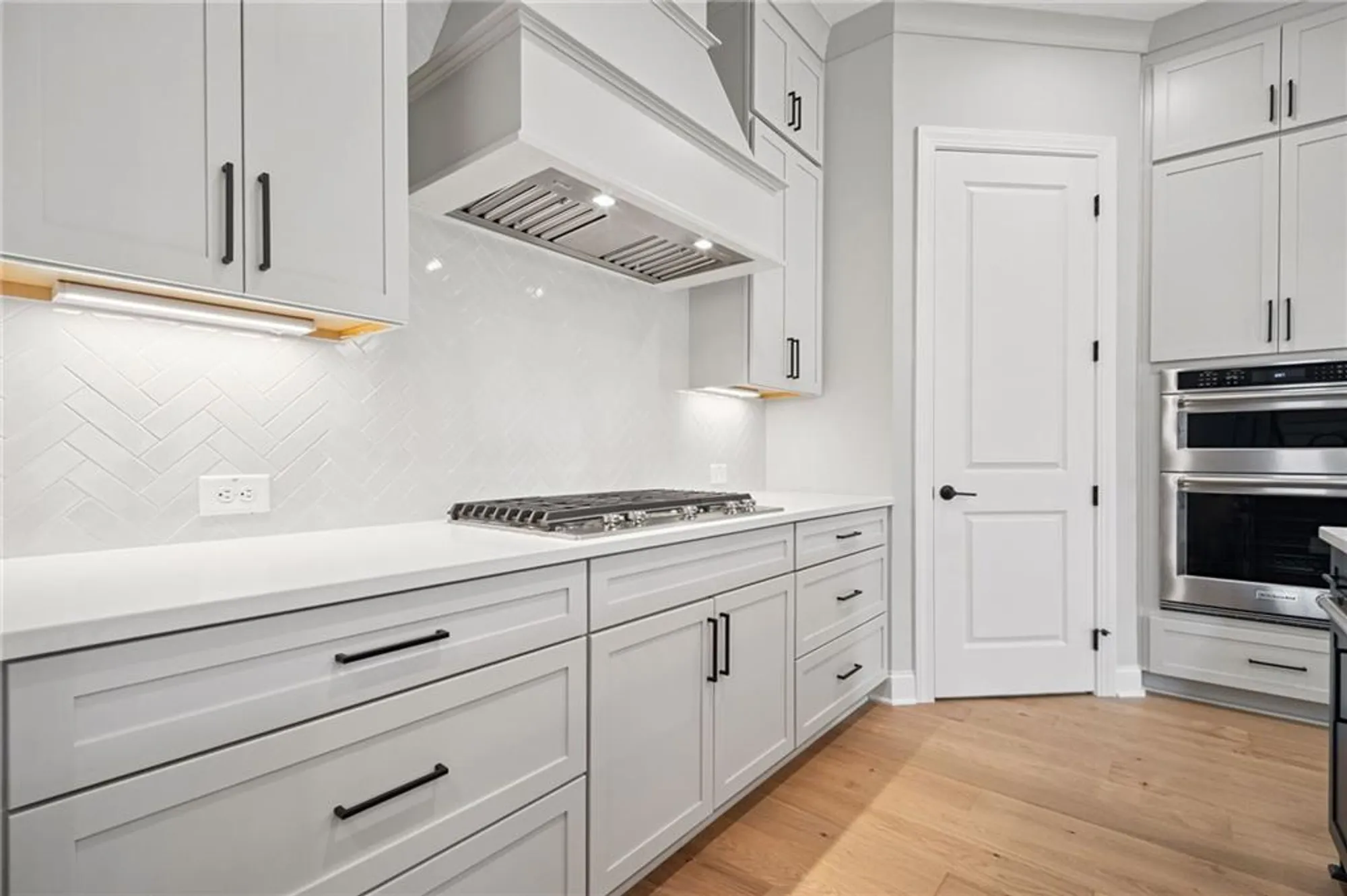 Property Slideshow image 8 of 53 | 1209 lakeside overlook, Canton, GA, 30114