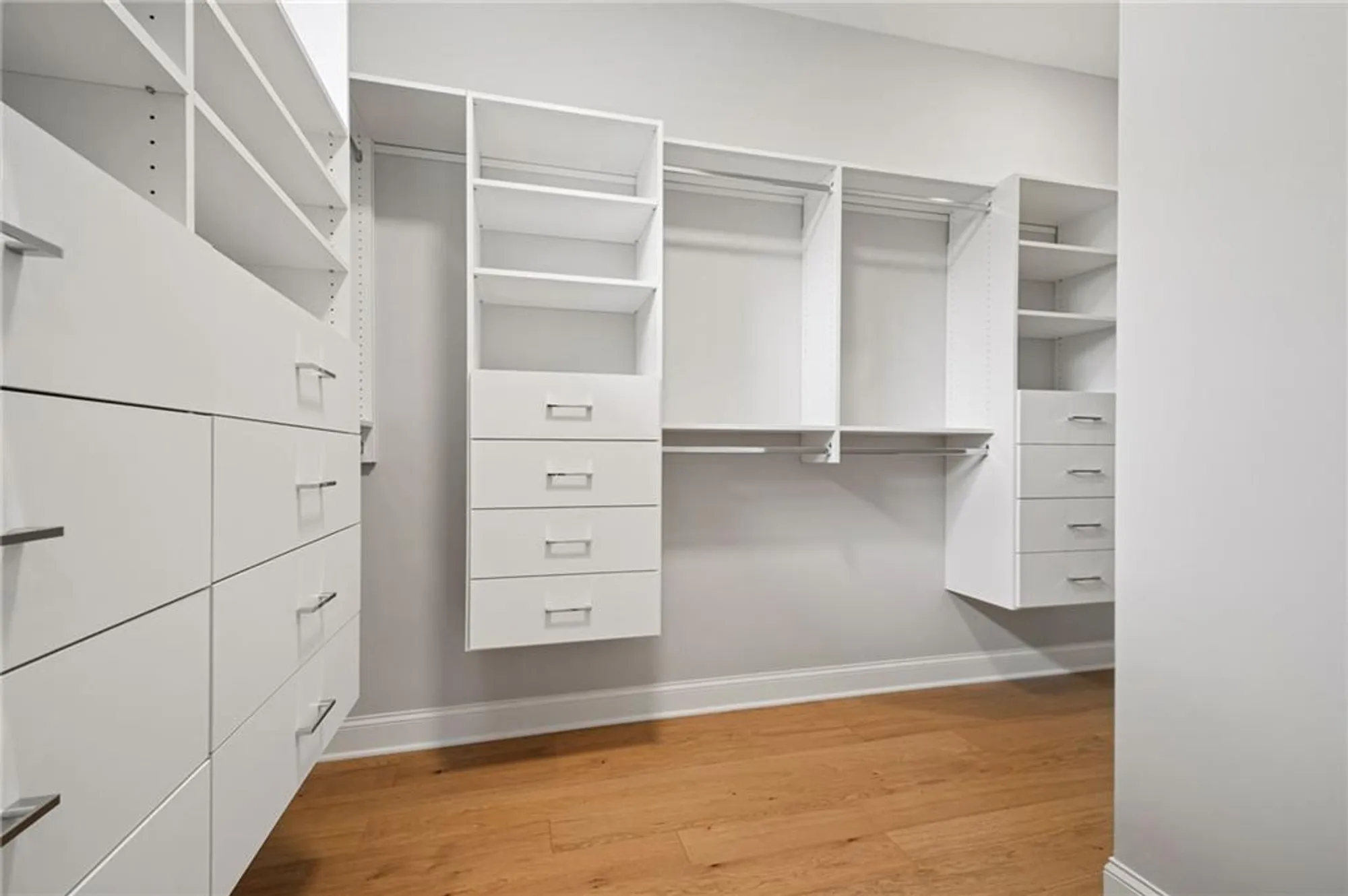 Property Slideshow image 15 of 53 | 1209 lakeside overlook, Canton, GA, 30114