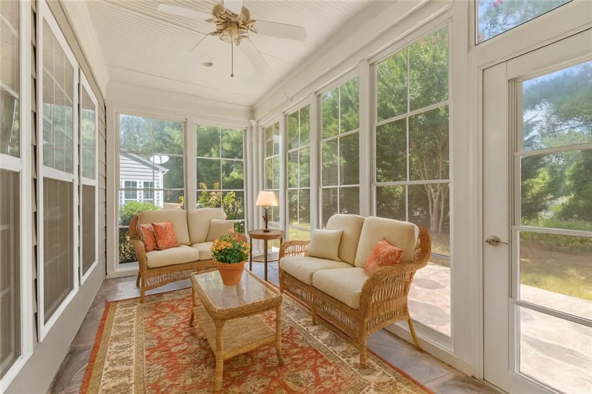 Property Slideshow image 17 of 47 | 6241 greenstone cir, Hoschton, GA, 30548