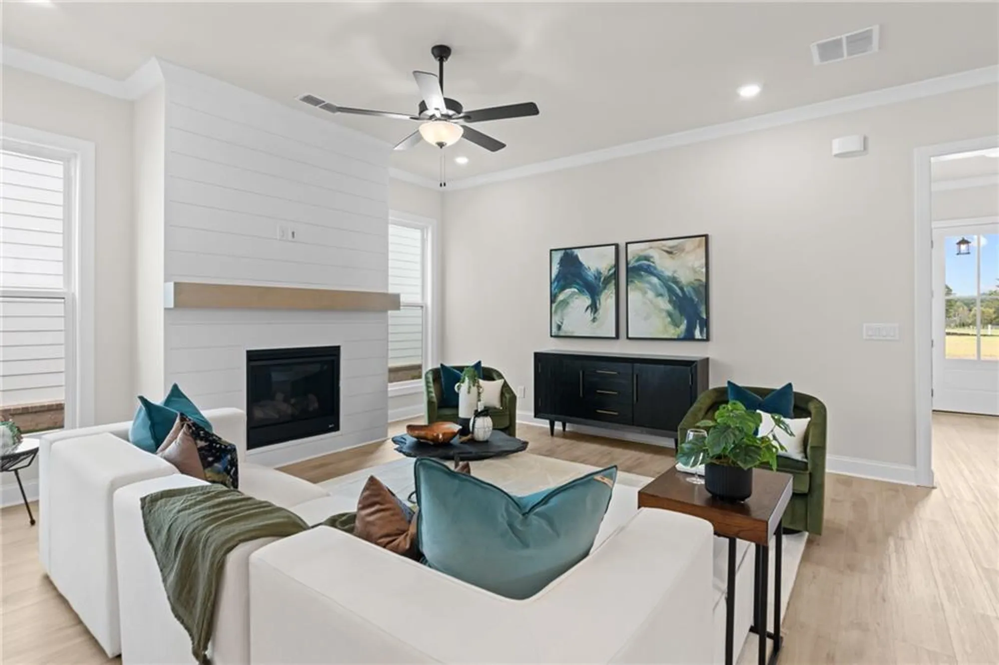 Property Slideshow image 15 of 65 | 533 godfrey dr, Cumming, GA, 30040