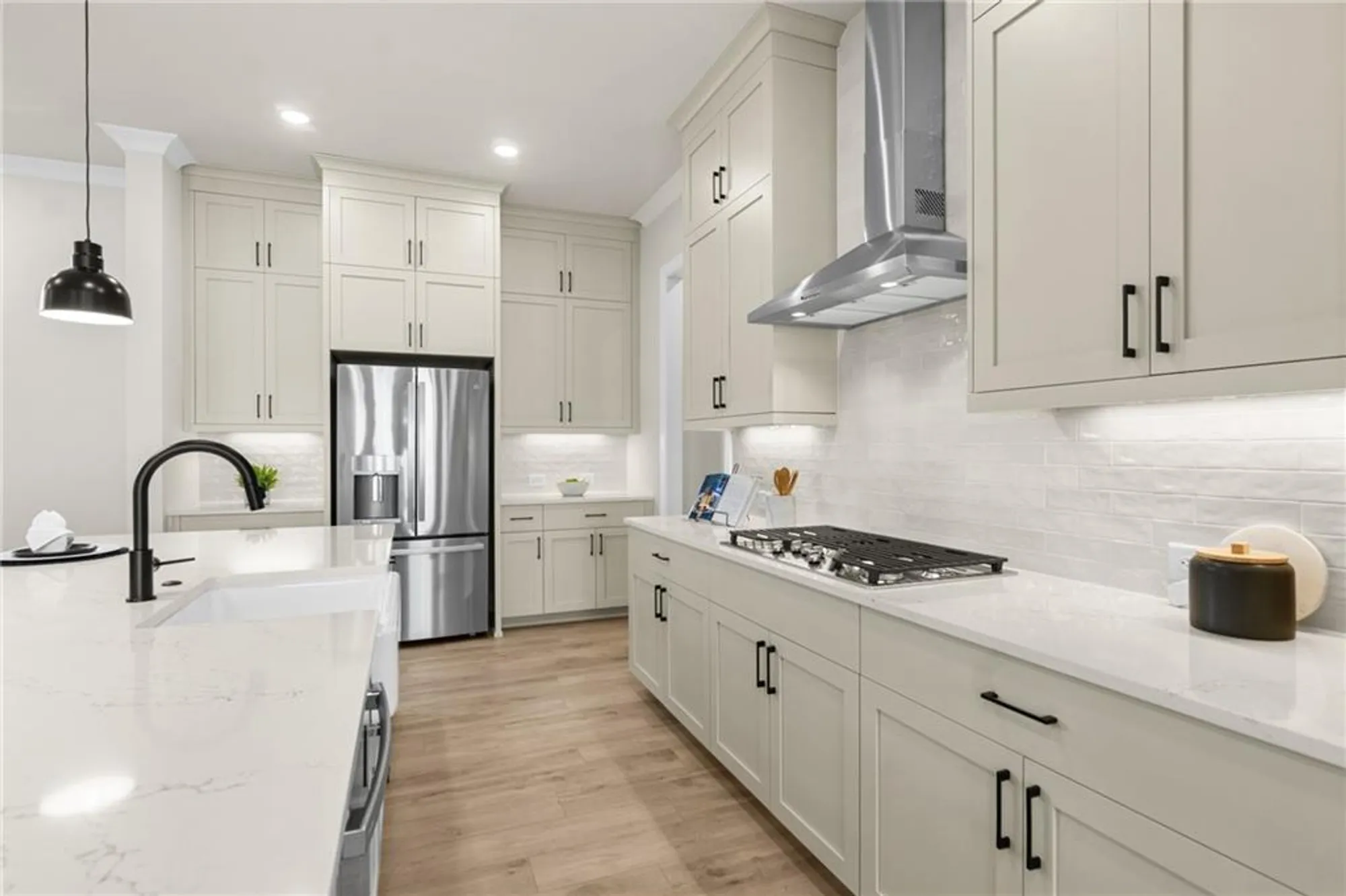 Property Slideshow image 12 of 65 | 533 godfrey dr, Cumming, GA, 30040