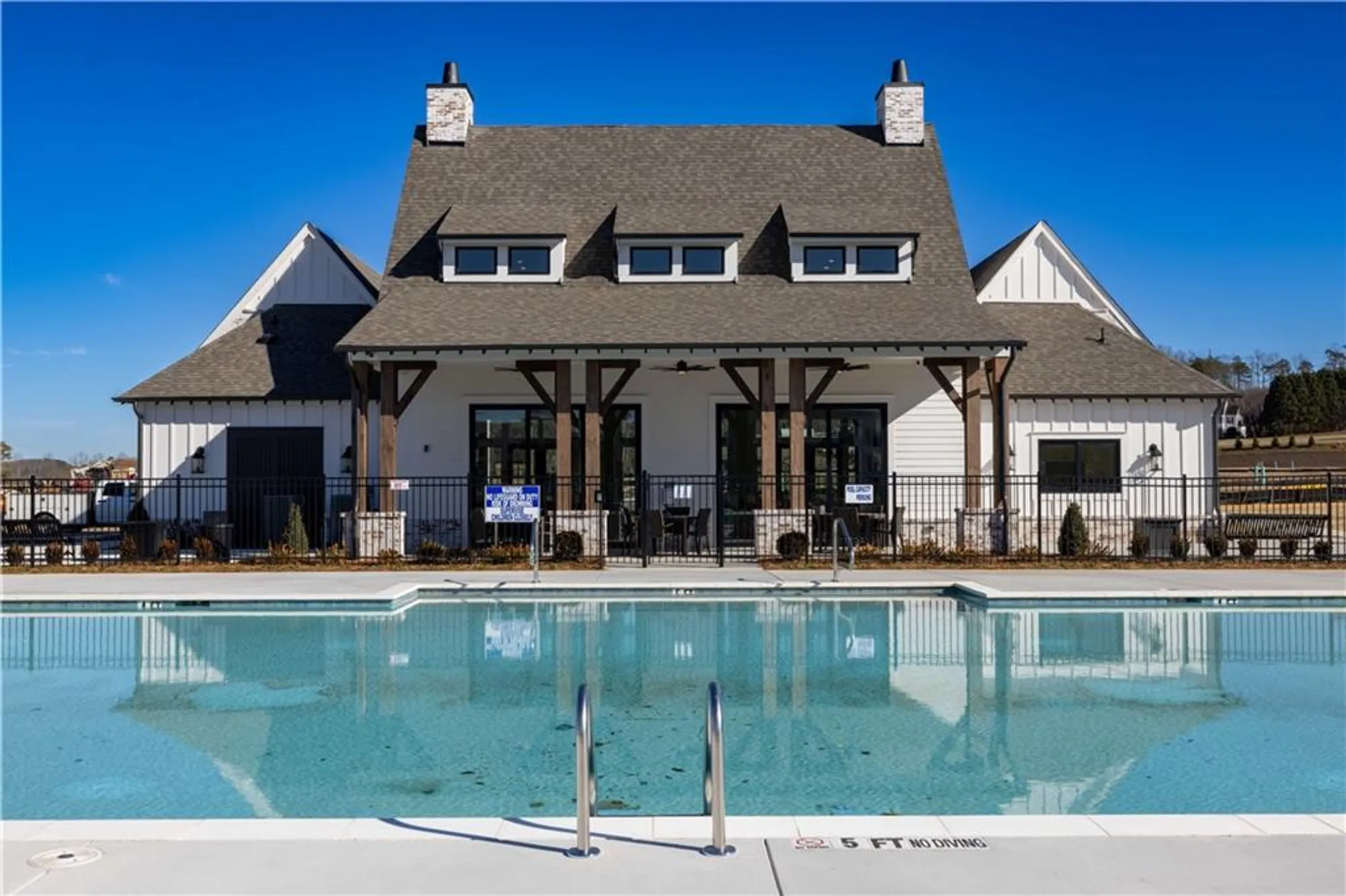 Property Slideshow image 38 of 65 | 533 godfrey dr, Cumming, GA, 30040