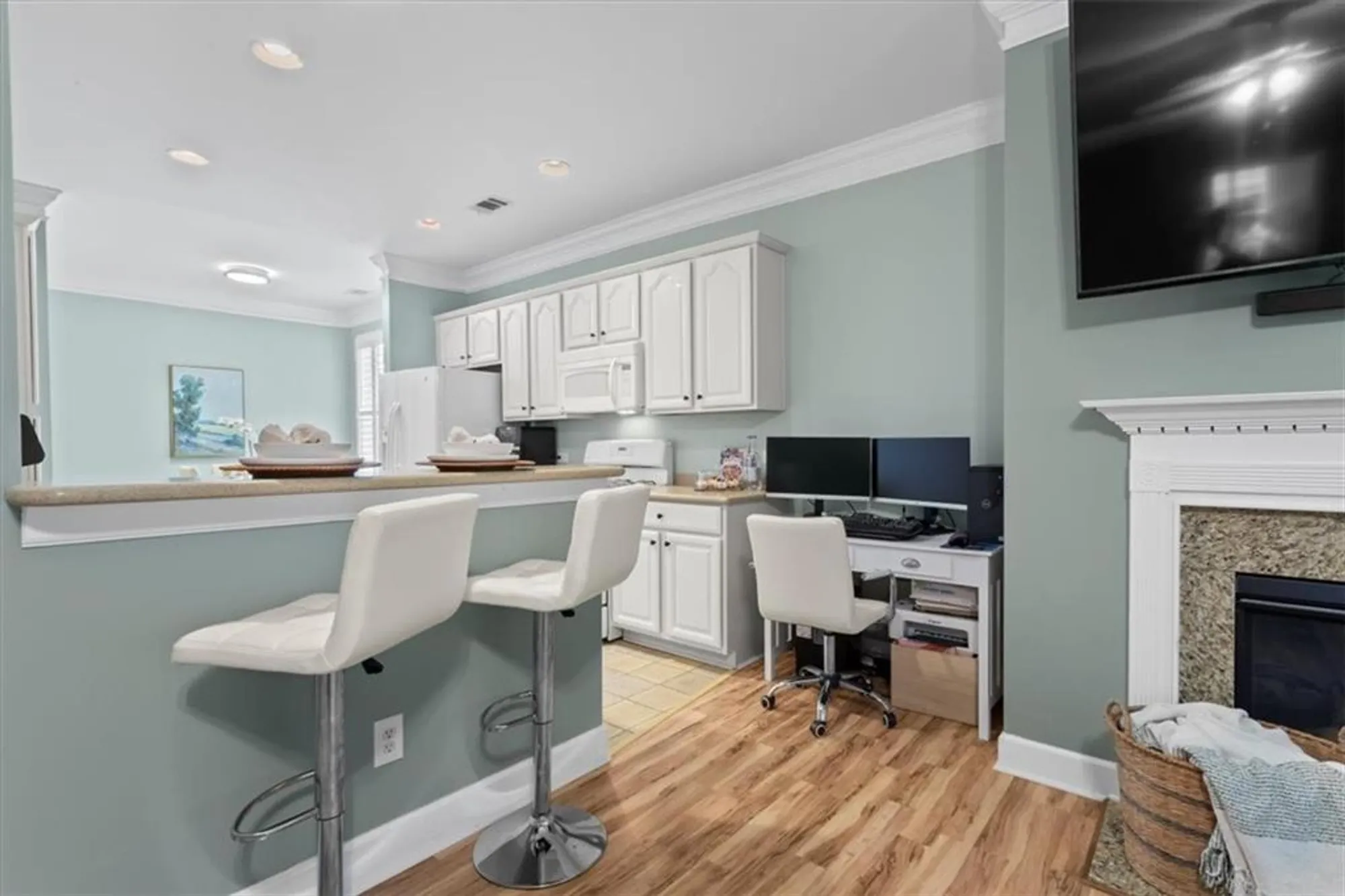 Property Slideshow image 13 of 57 | 235 balsam dr, Canton, GA, 30114