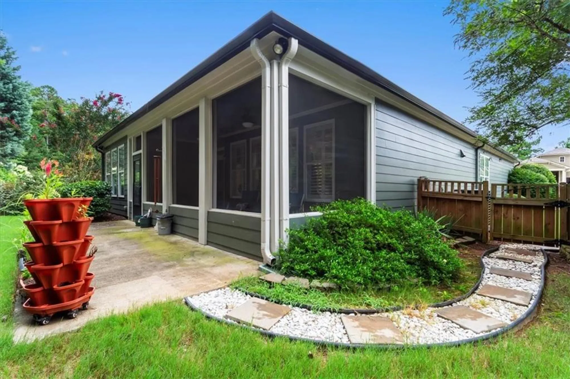 Property Slideshow image 36 of 57 | 235 balsam dr, Canton, GA, 30114