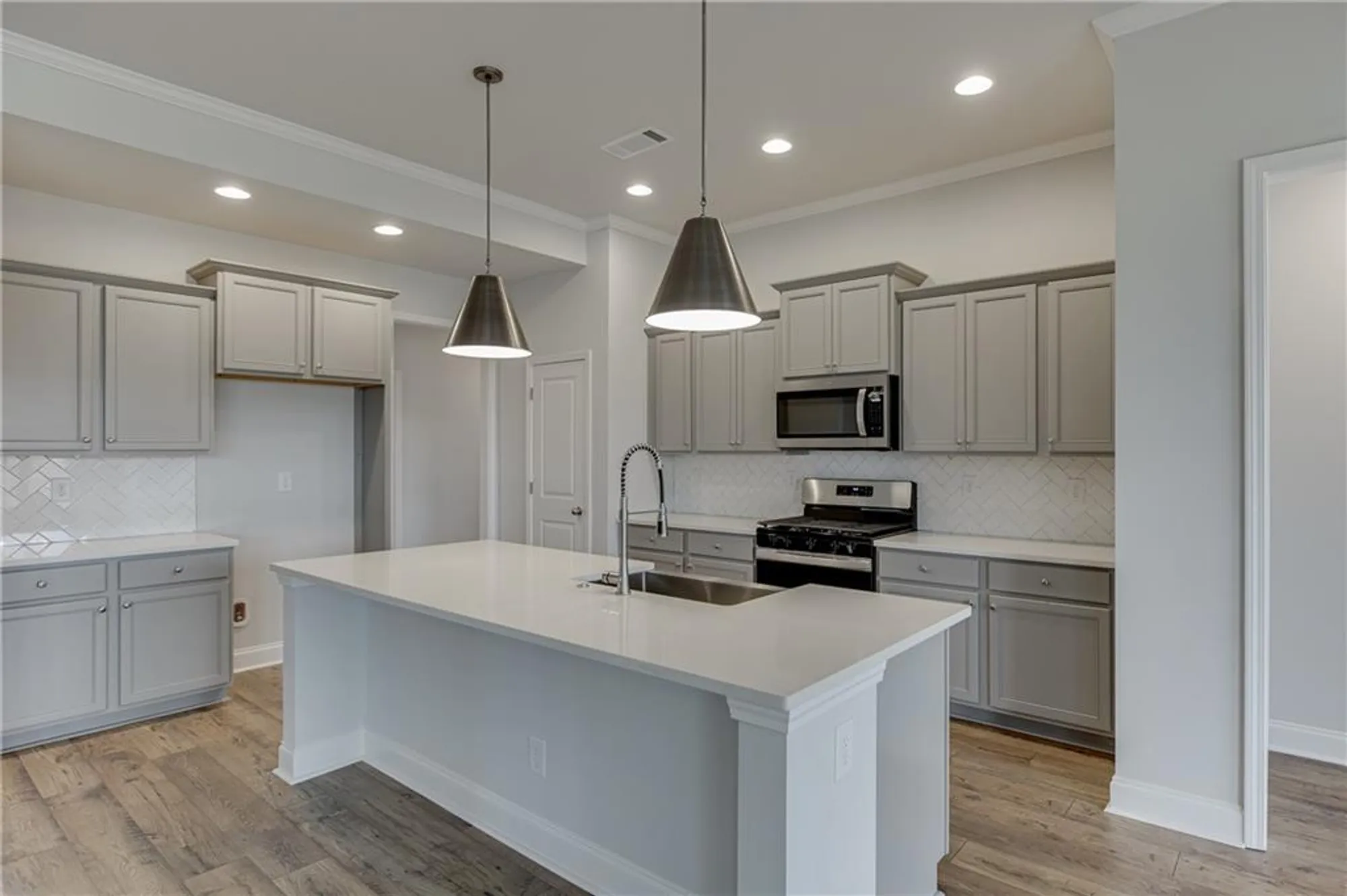 Property Slideshow image 16 of 67 | 101 oakdale rd, Jefferson, GA, 30549