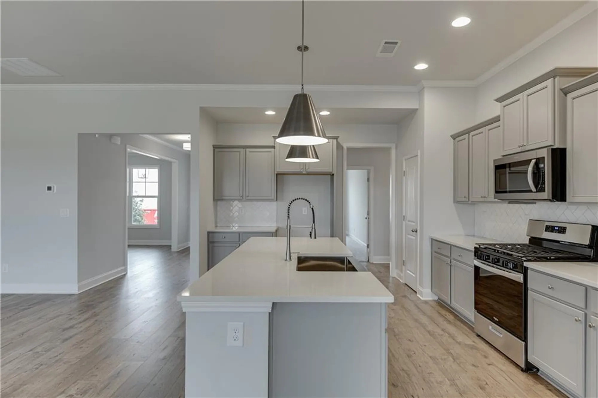 Property Slideshow image 17 of 67 | 101 oakdale rd, Jefferson, GA, 30549