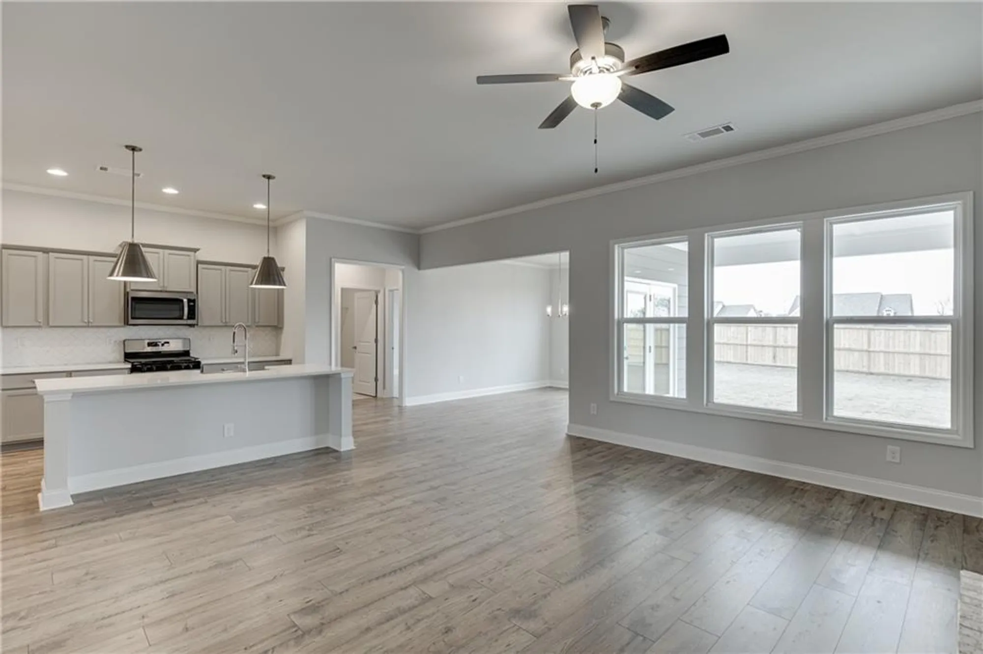 Property Slideshow image 12 of 67 | 101 oakdale rd, Jefferson, GA, 30549