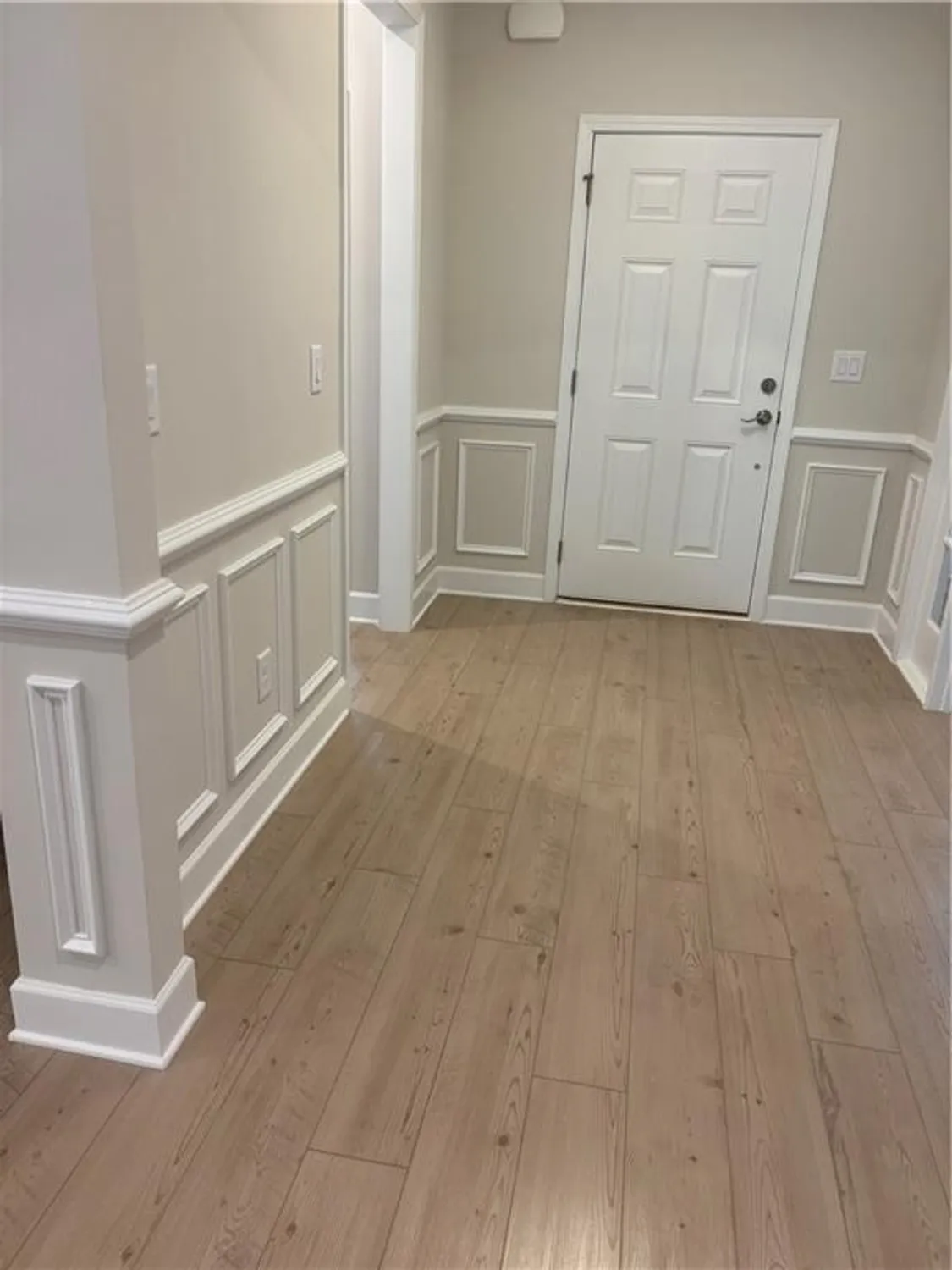 Property Slideshow image 7 of 38 | 5517 oak knoll ct, Hoschton, GA, 30548