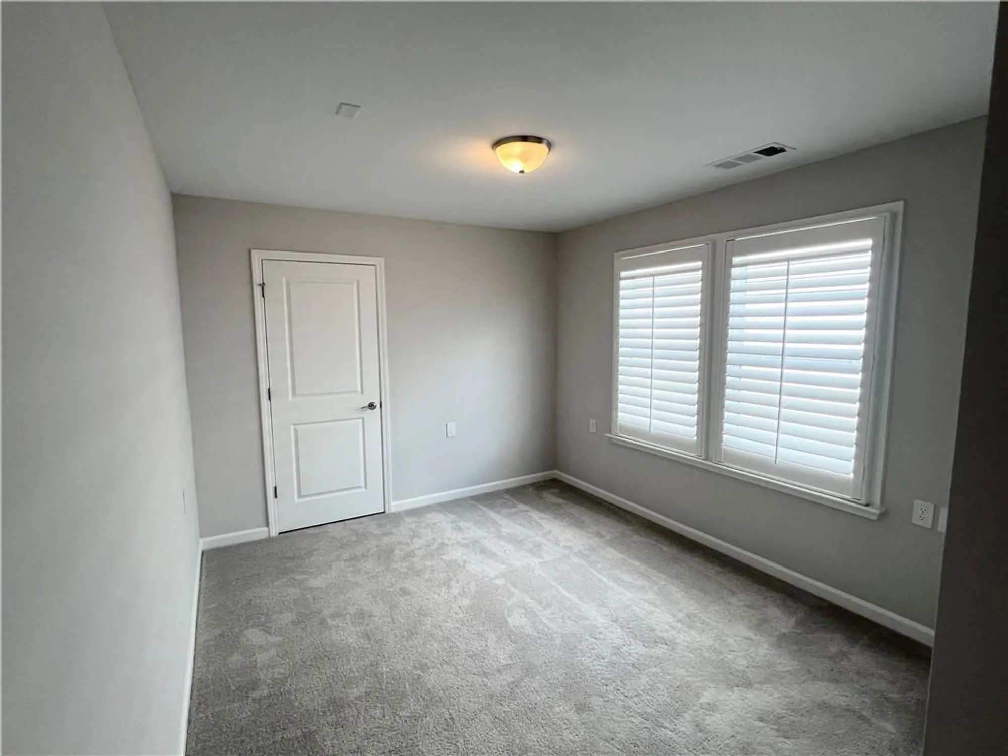 Property Slideshow image 17 of 23 | 920 lucky ln, Woodstock, GA, 30188