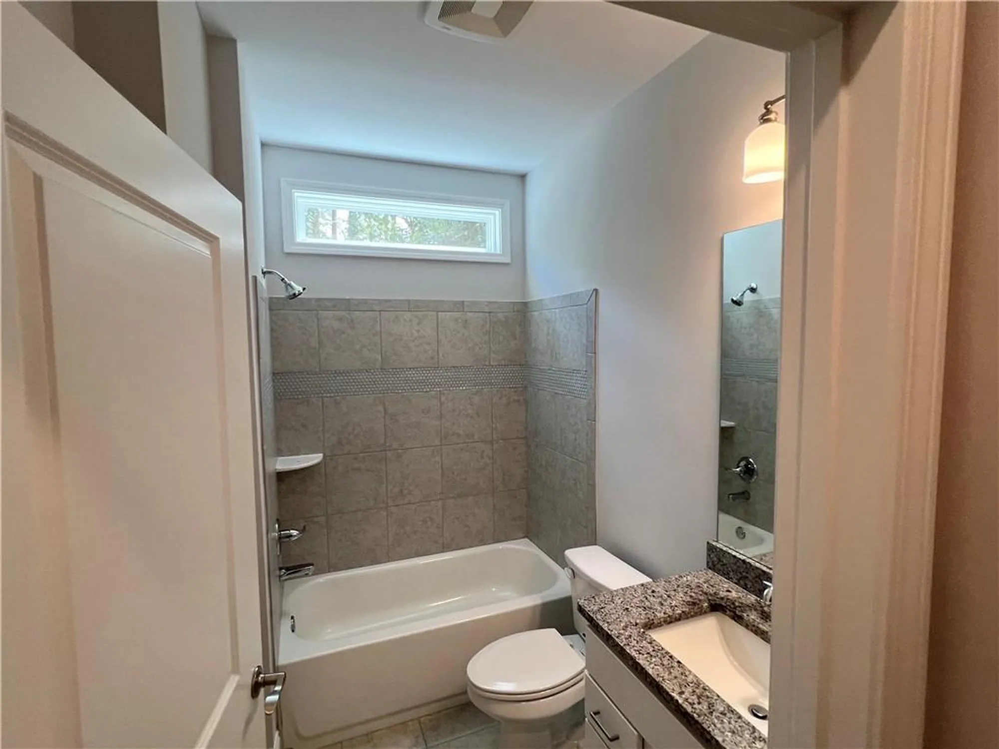 Property Slideshow image 14 of 23 | 920 lucky ln, Woodstock, GA, 30188