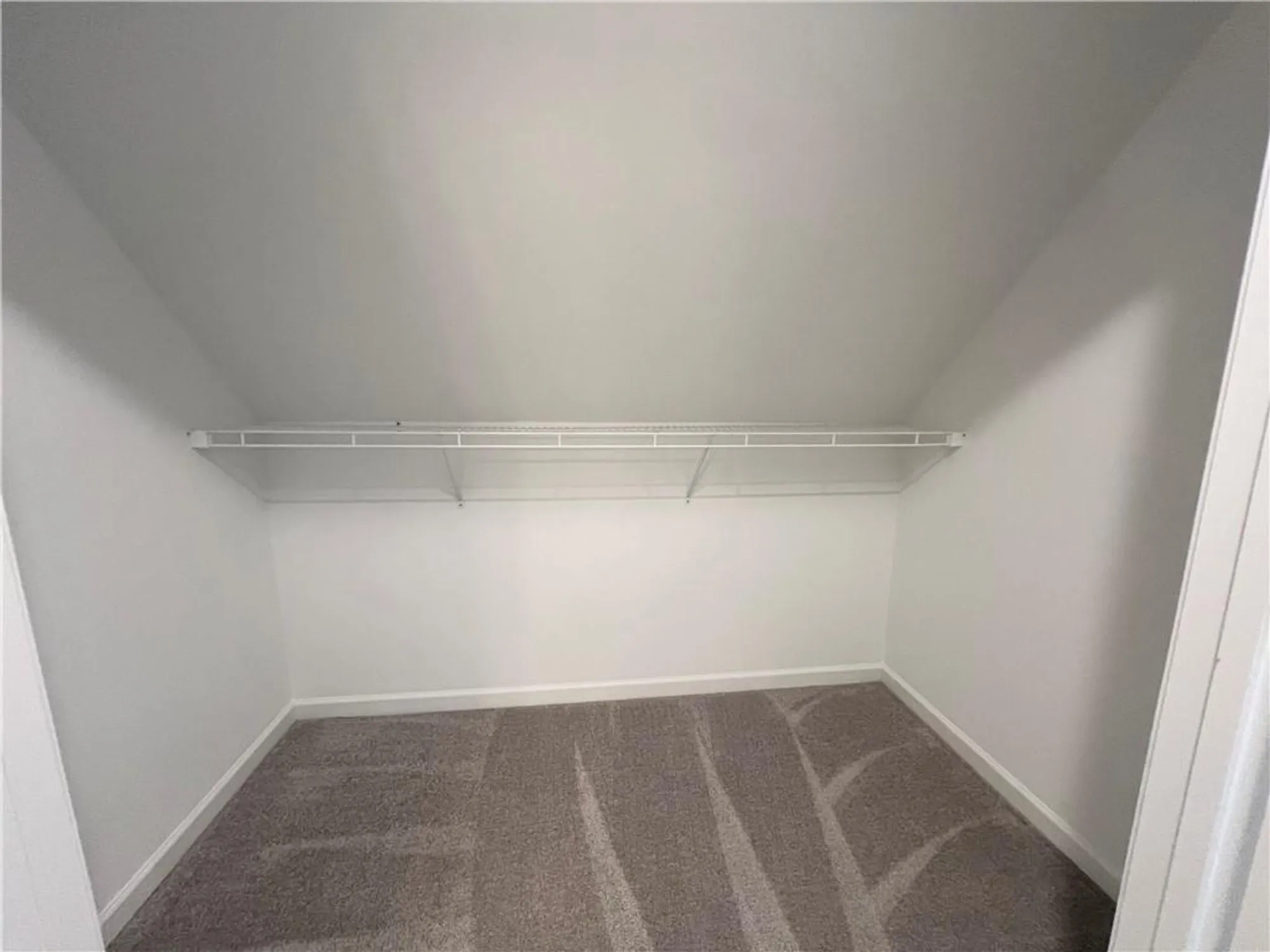 Property Slideshow image 16 of 23 | 920 lucky ln, Woodstock, GA, 30188