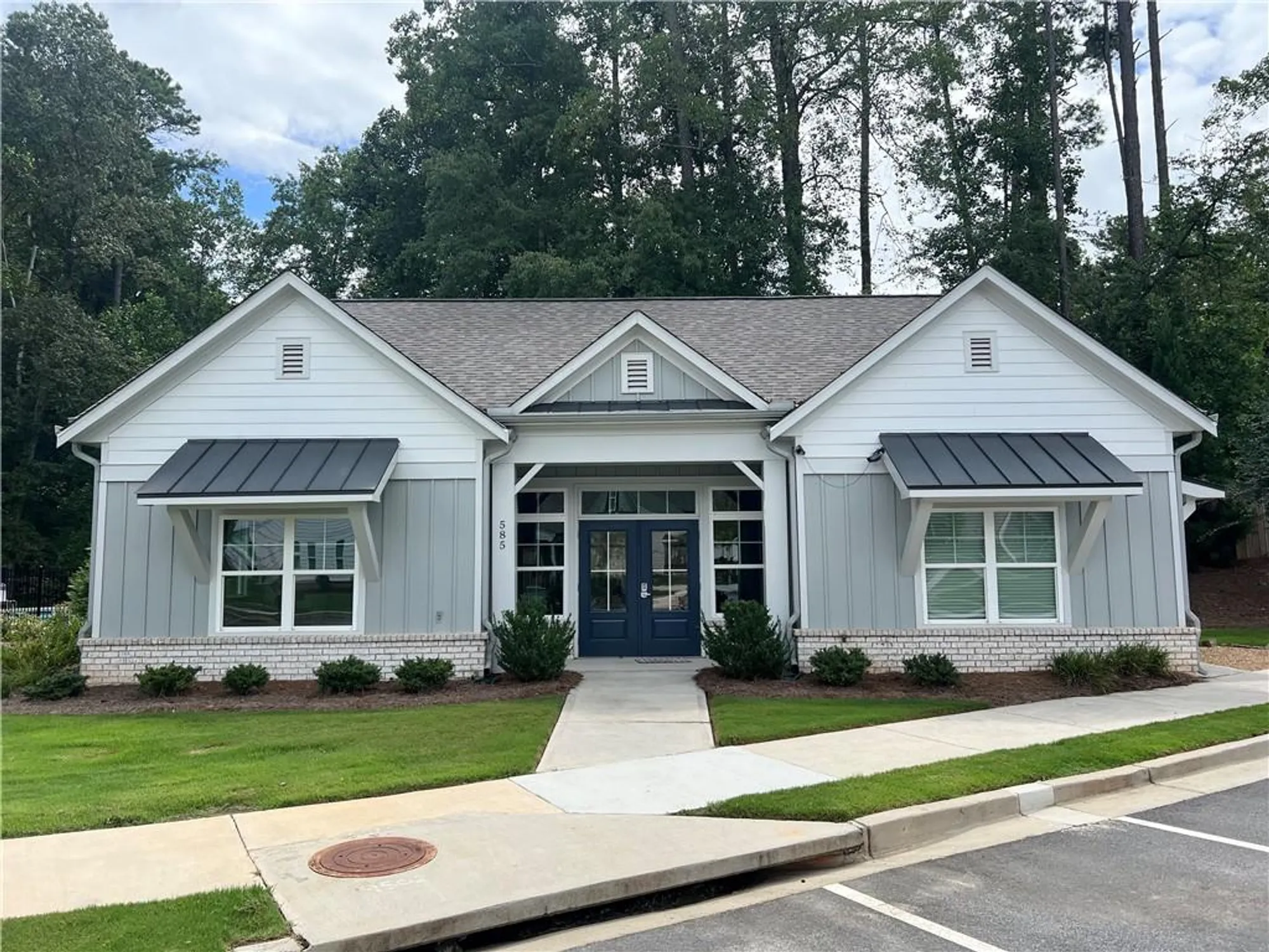 Property Slideshow image 21 of 23 | 920 lucky ln, Woodstock, GA, 30188