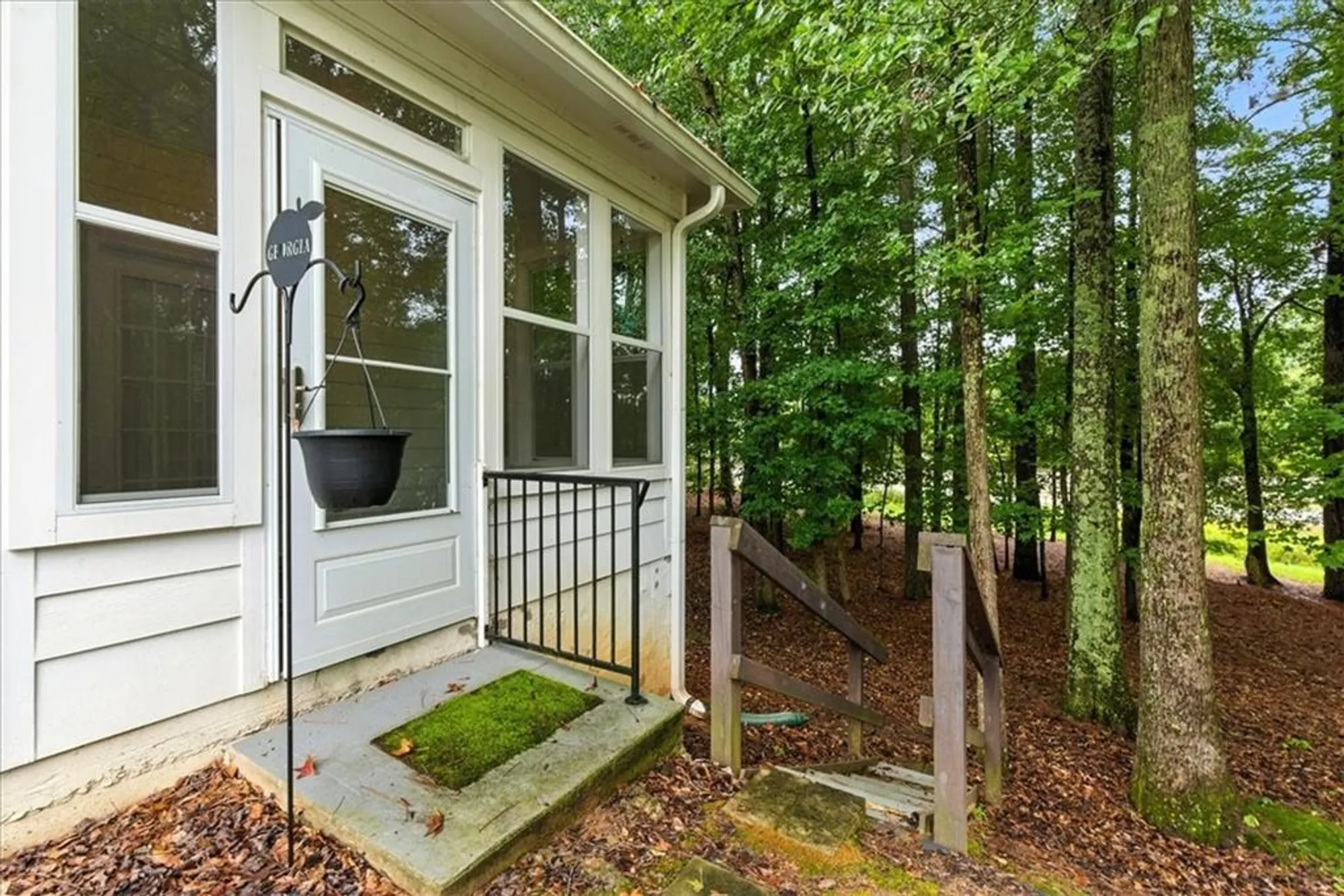 Property Slideshow image 33 of 55 | 3637 spring beauty ct, Powder Springs, GA, 30127