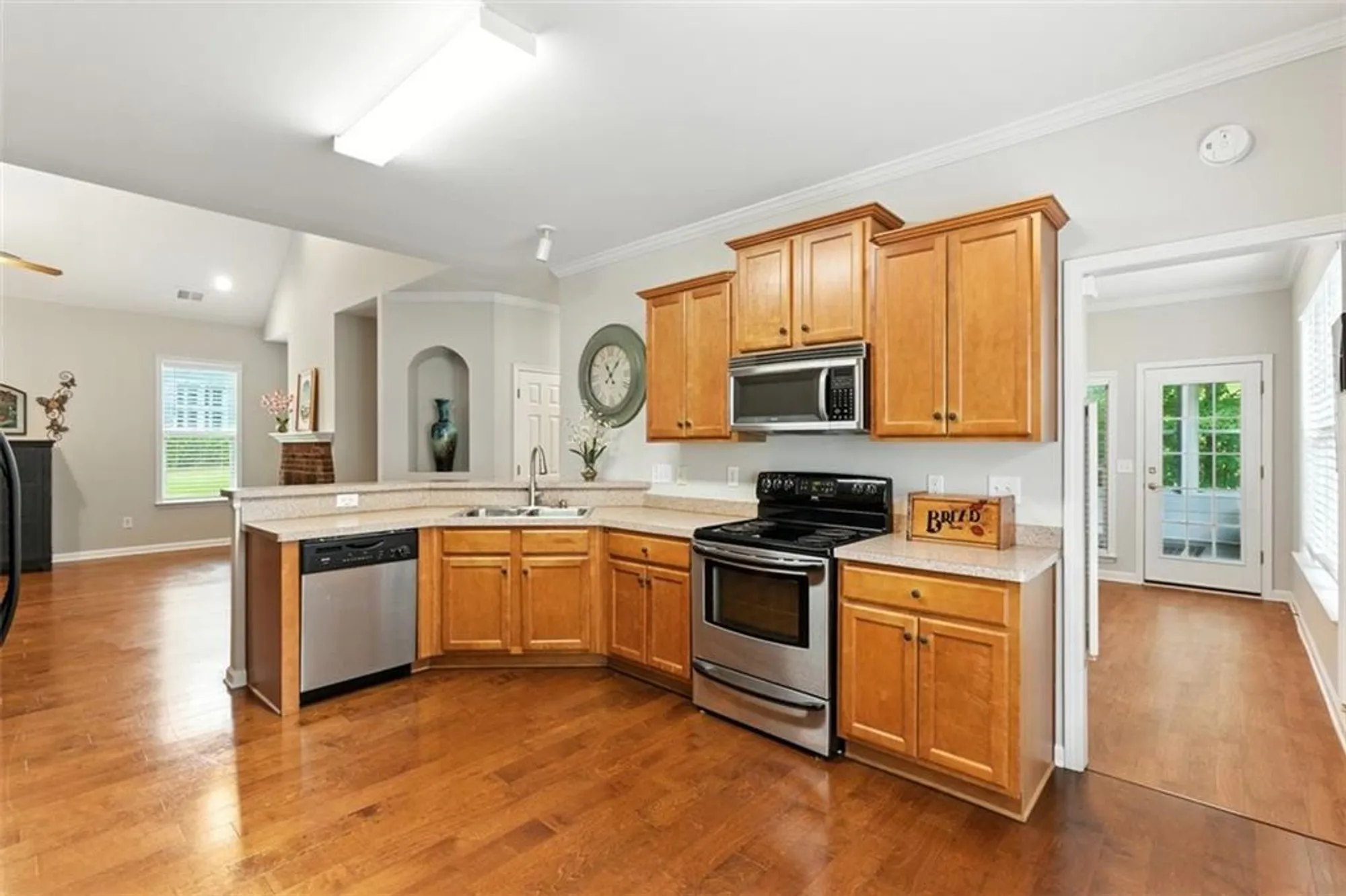 Property Slideshow image 10 of 55 | 3637 spring beauty ct, Powder Springs, GA, 30127