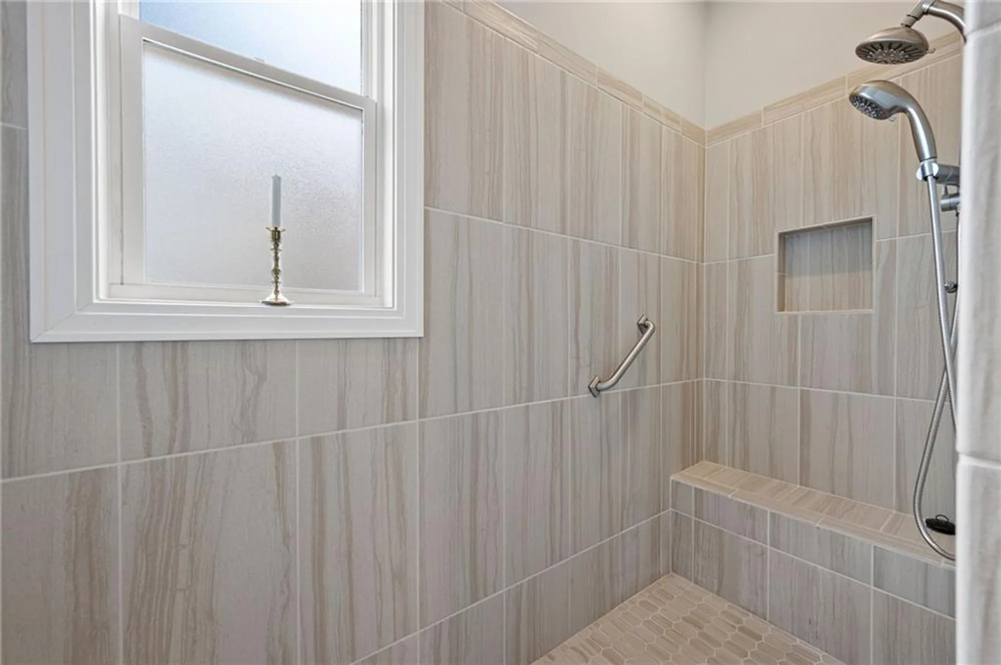 Property Slideshow image 24 of 41 | 306 serenity way, Woodstock, GA, 30188