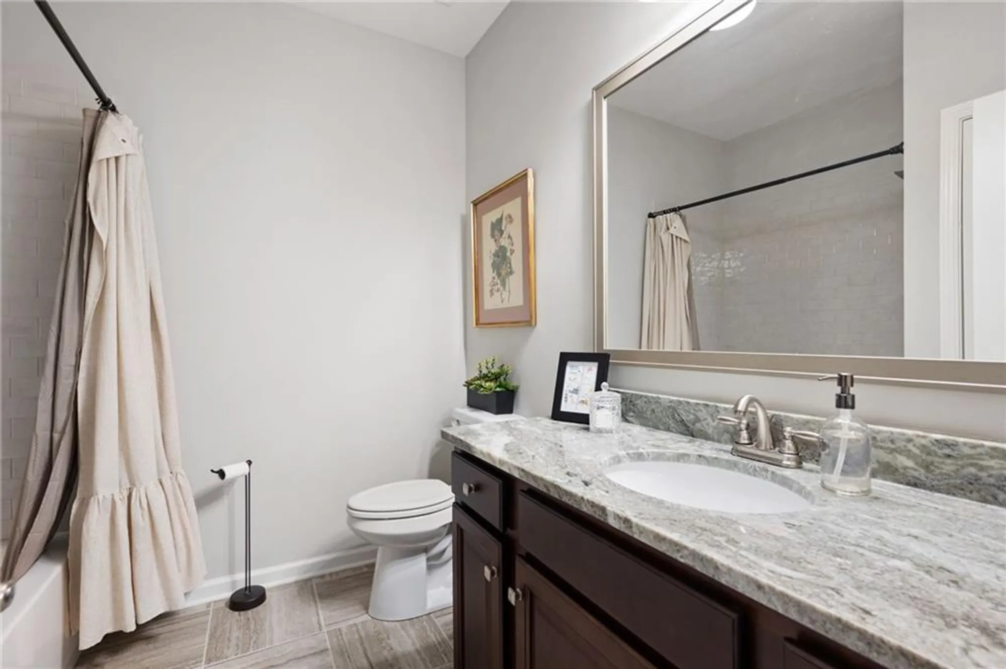 Property Slideshow image 33 of 41 | 306 serenity way, Woodstock, GA, 30188