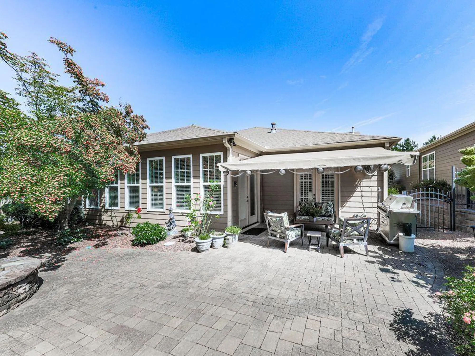 Property Slideshow image 37 of 69 | 646 laurel xing, Canton, GA, 30114