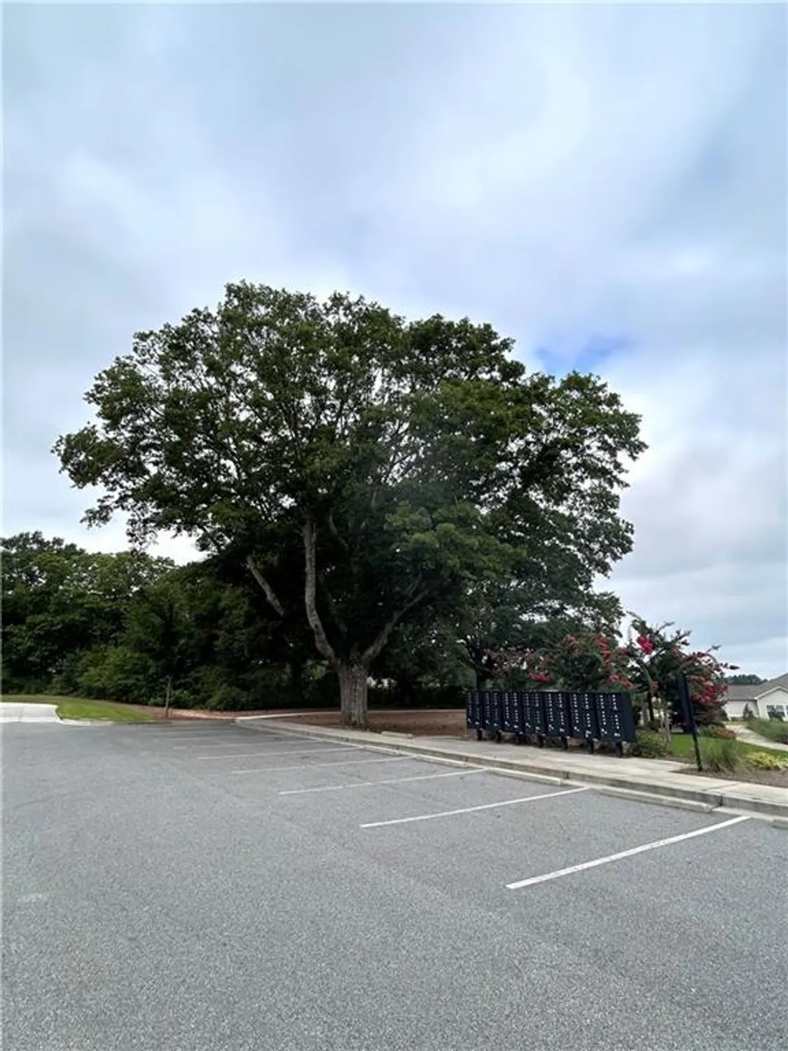 Property Slideshow image 33 of 44 | 2984 rambler dr, Loganville, GA, 30052