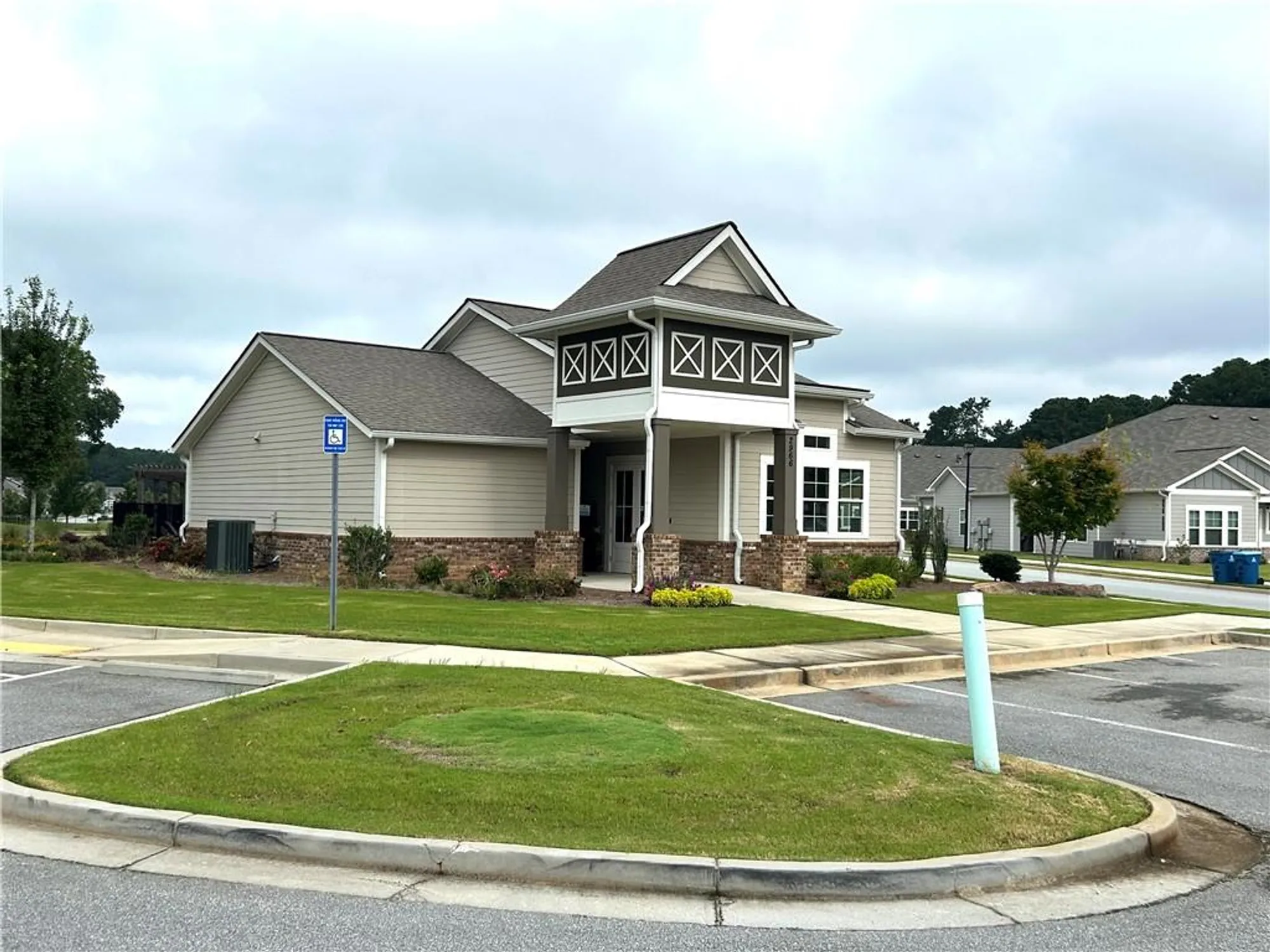 Property Slideshow image 34 of 44 | 2984 rambler dr, Loganville, GA, 30052